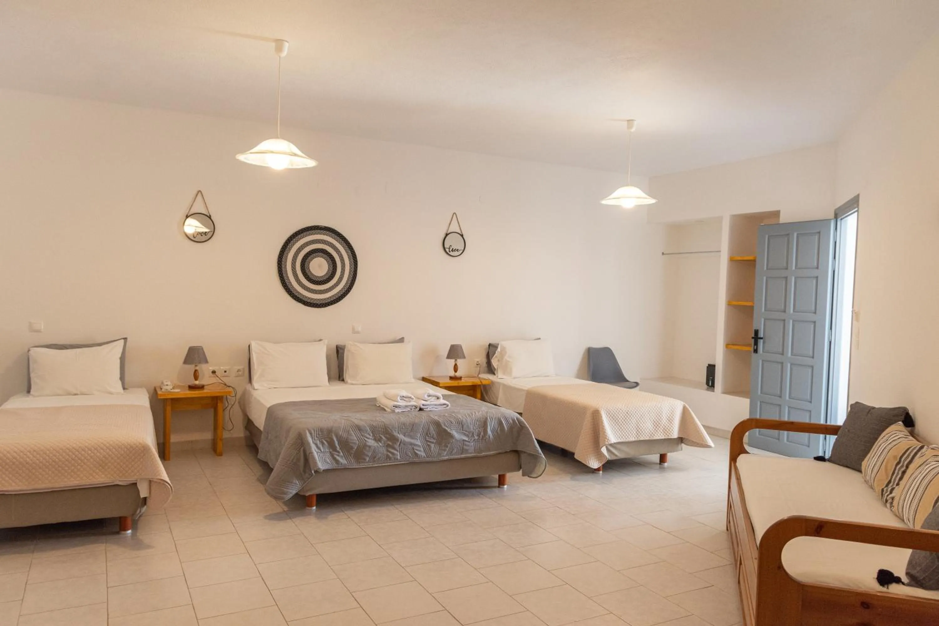 Photo of the whole room in Fragoulis Village