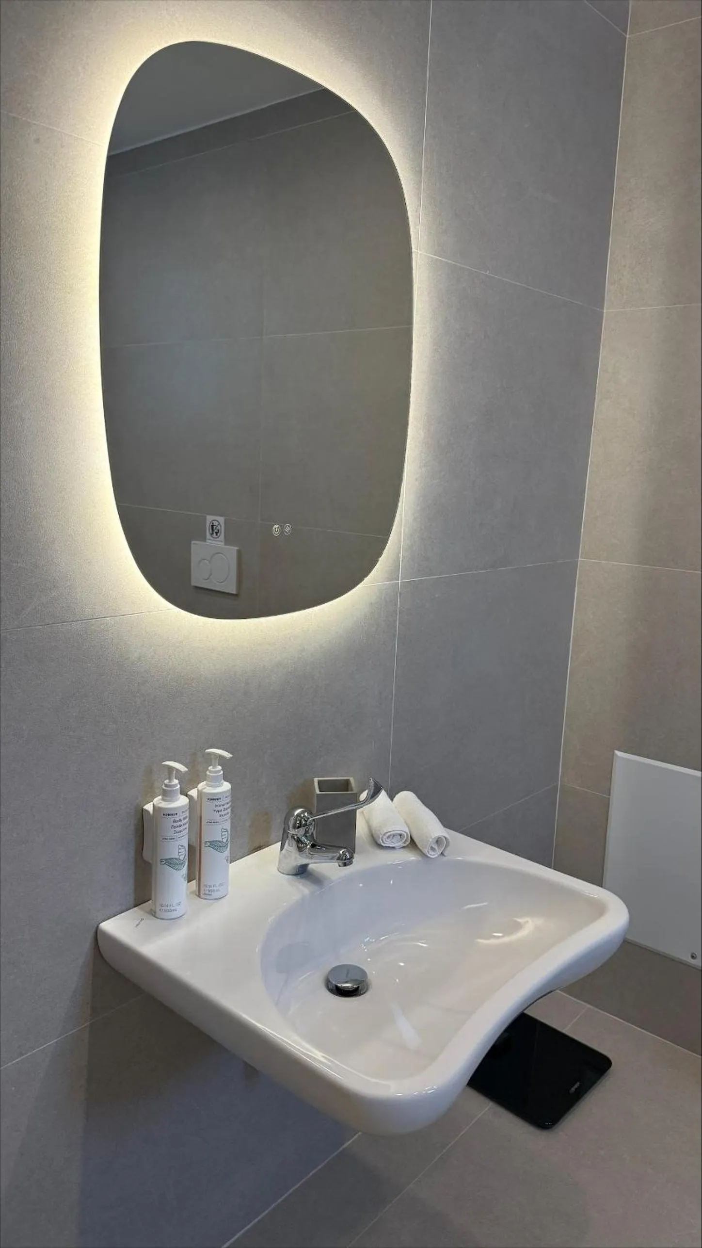 Bathroom in Τhe Noverian Antama Organic Beach Resort Chania with Outdoor Heated Pool