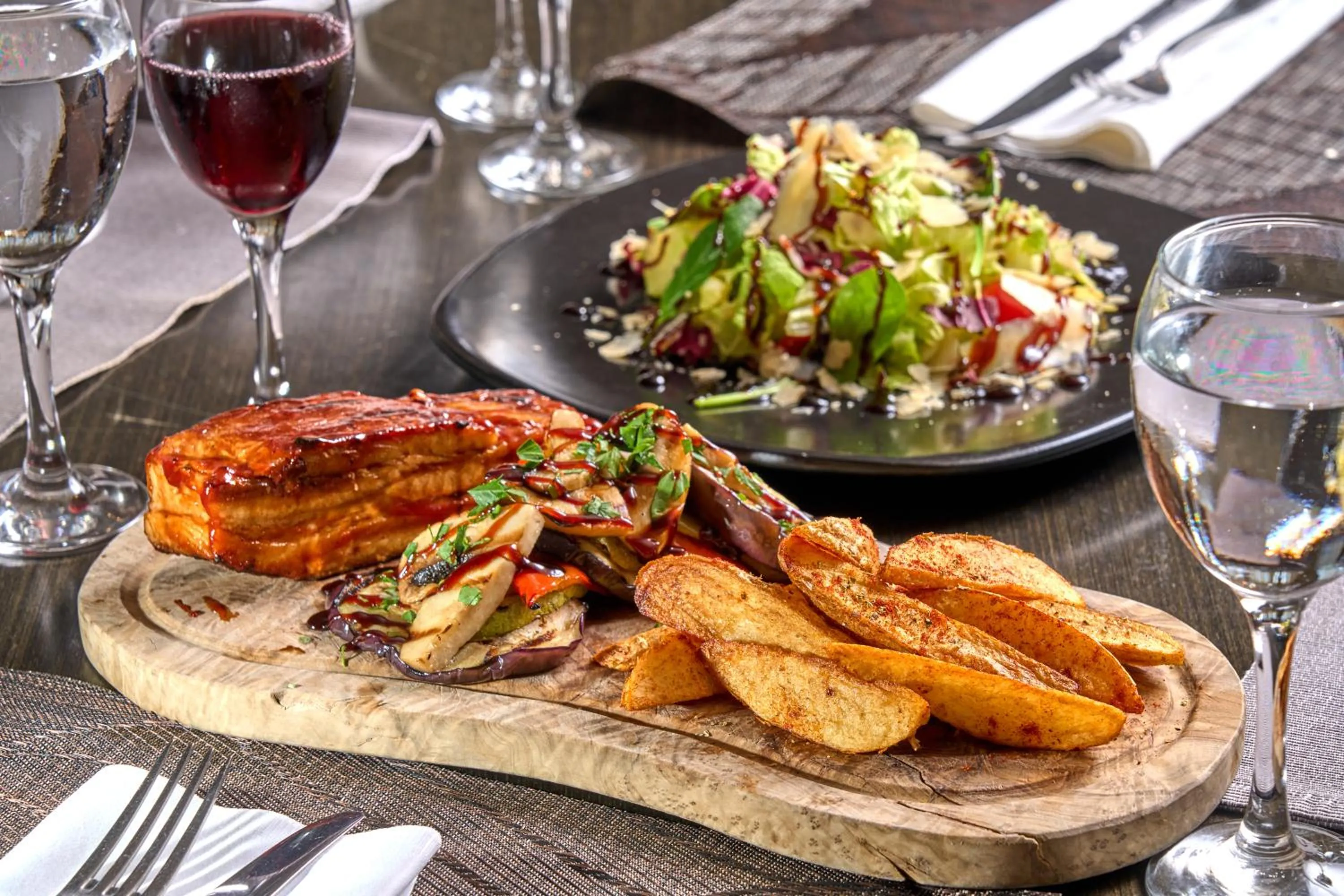 Restaurant/places to eat in Xenia Palace Portaria