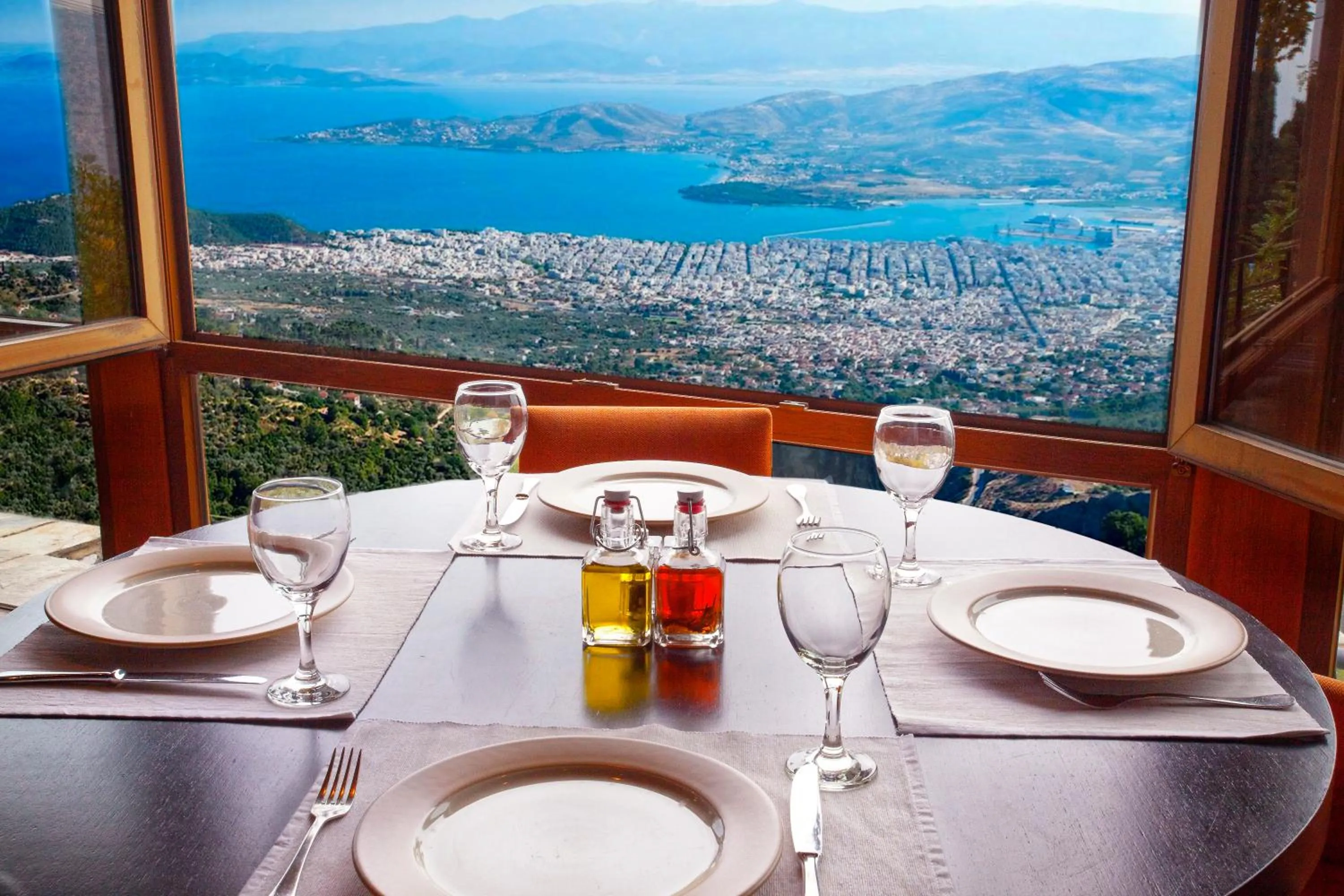 Restaurant/places to eat in Xenia Palace Portaria
