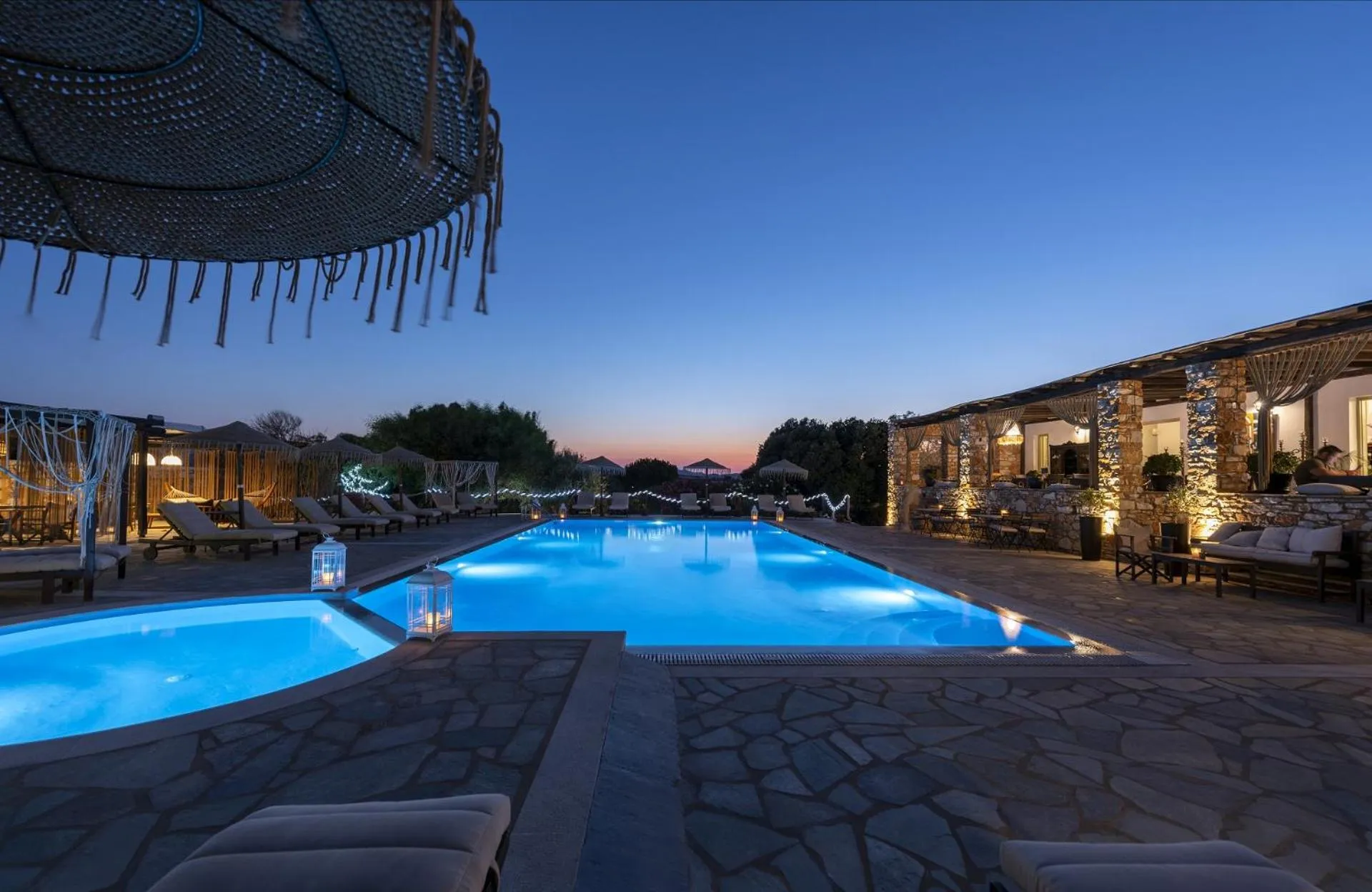 Restaurant/places to eat in Parosland Hotel