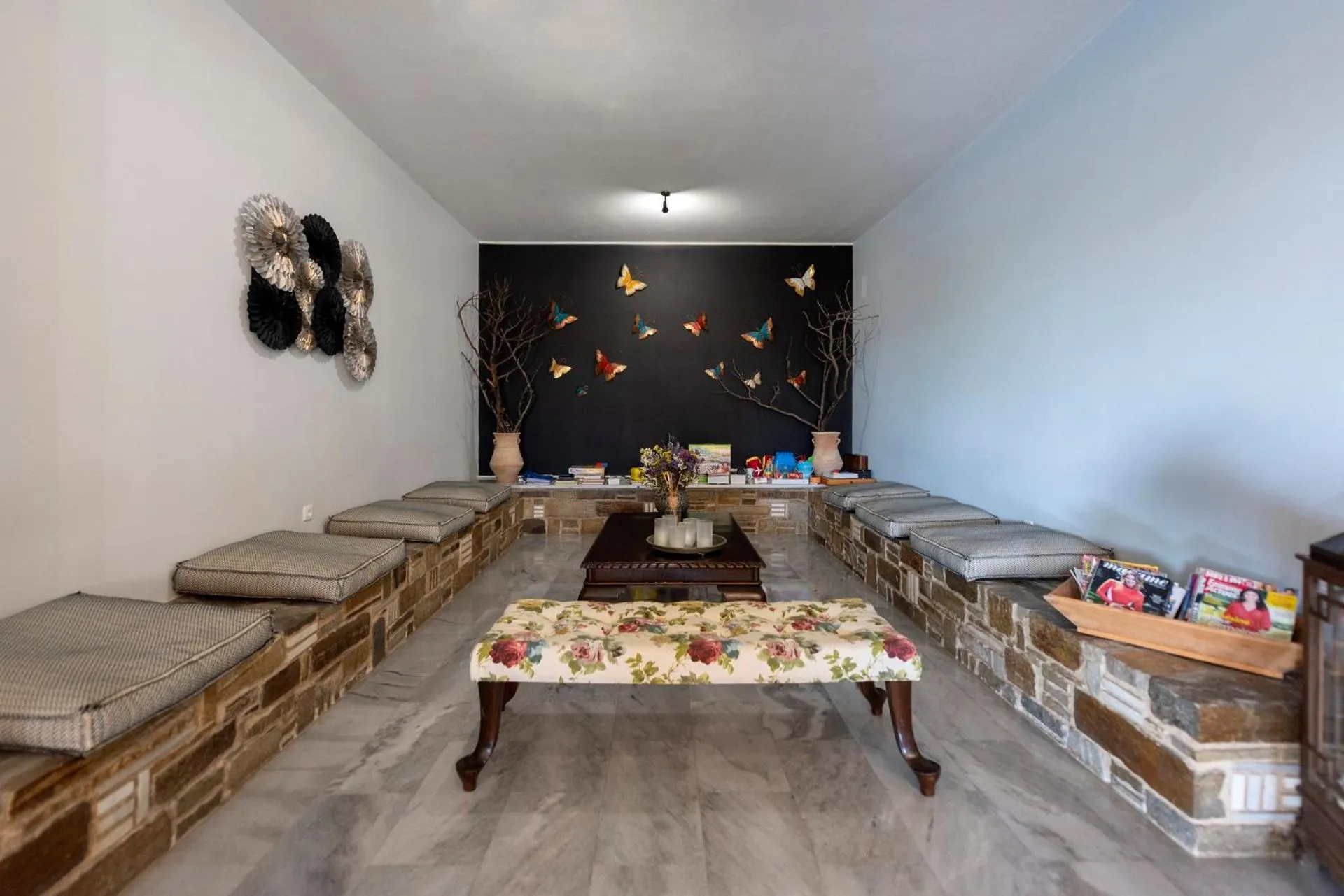 Lobby or reception, Bed in Parosland Hotel