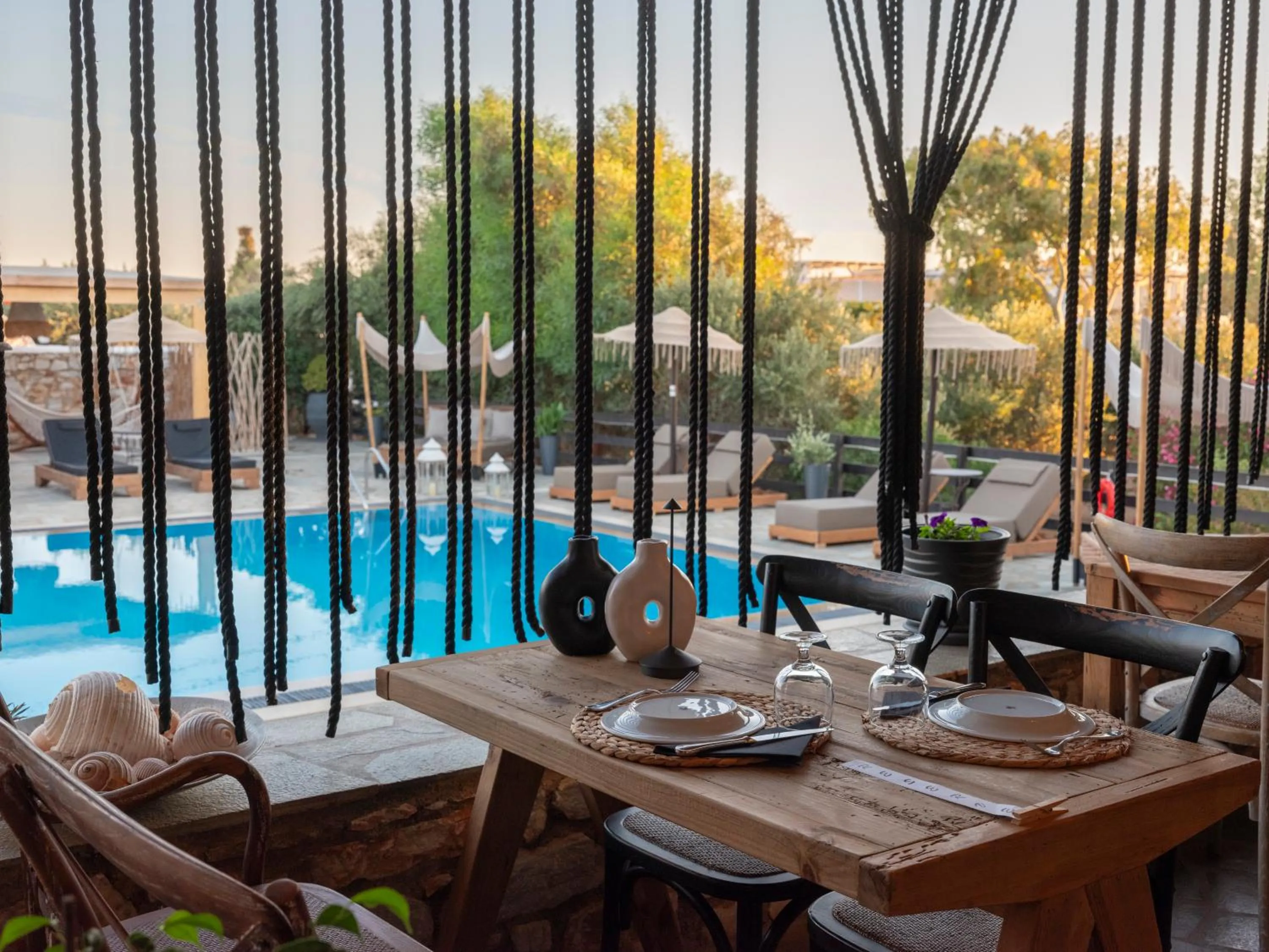 Restaurant/places to eat in Parosland Hotel