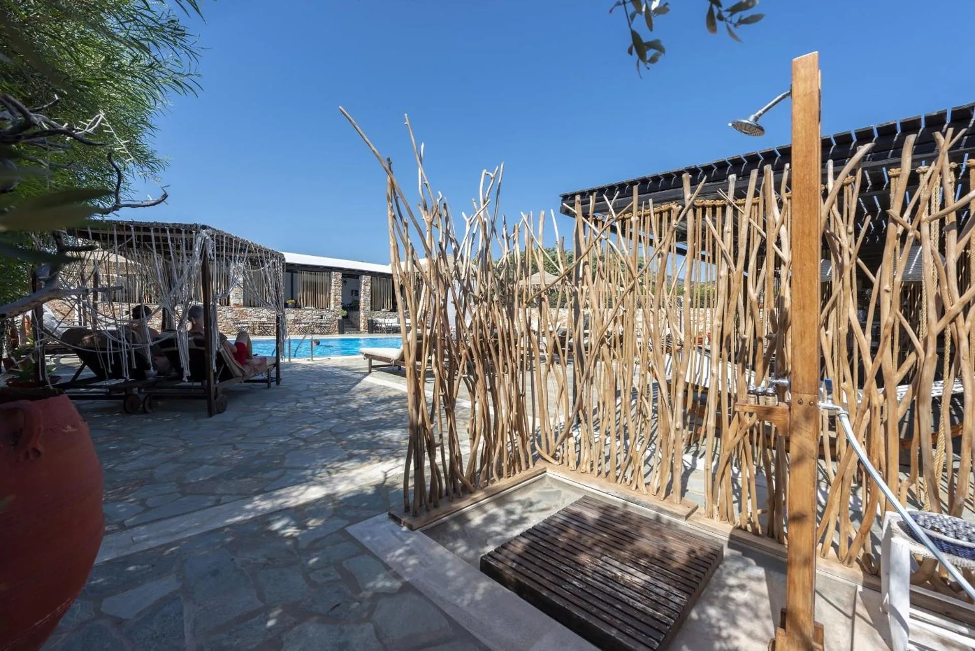 Swimming pool in Parosland Hotel