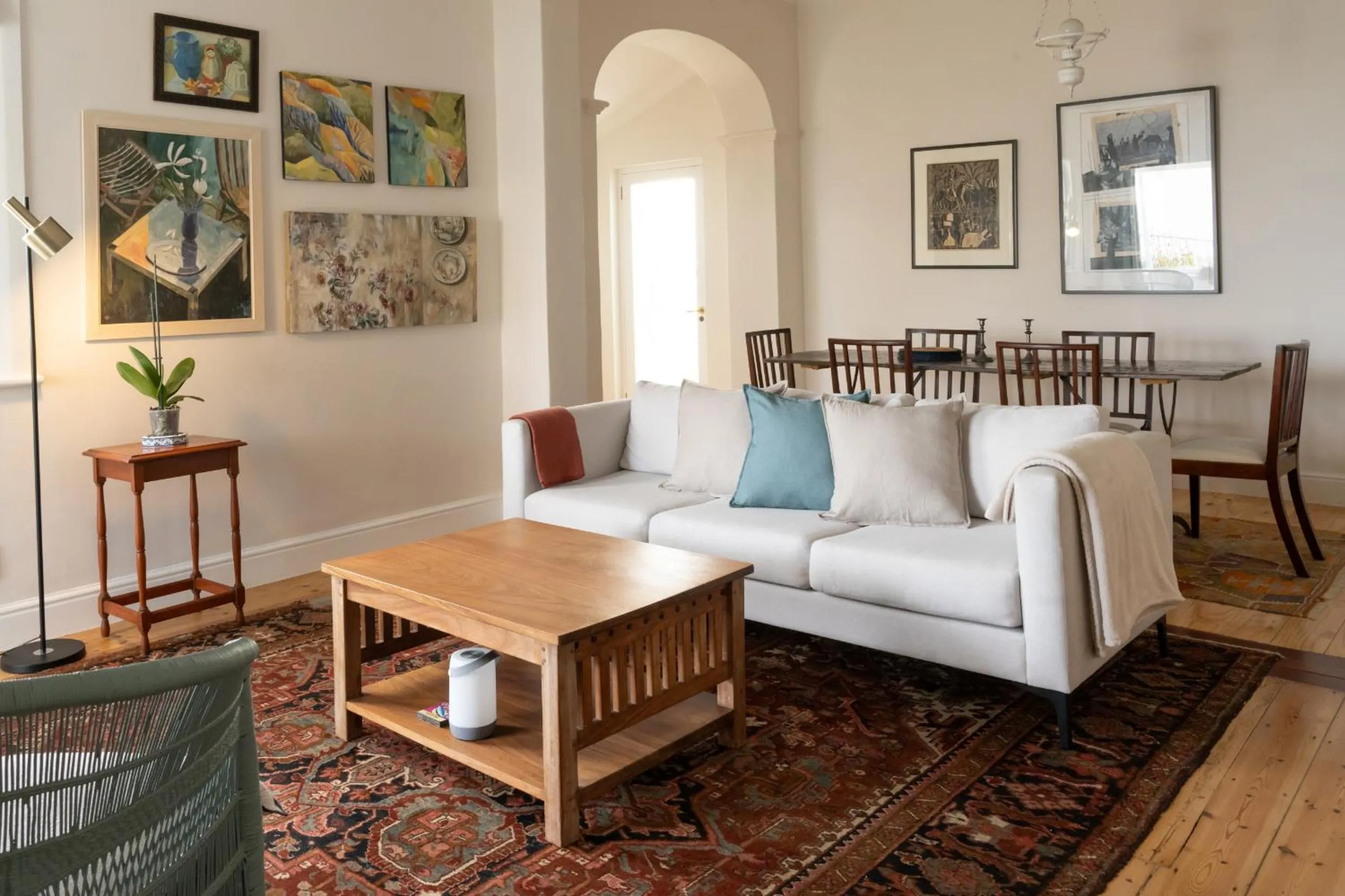 Lounge or bar in Chartfield Guesthouse