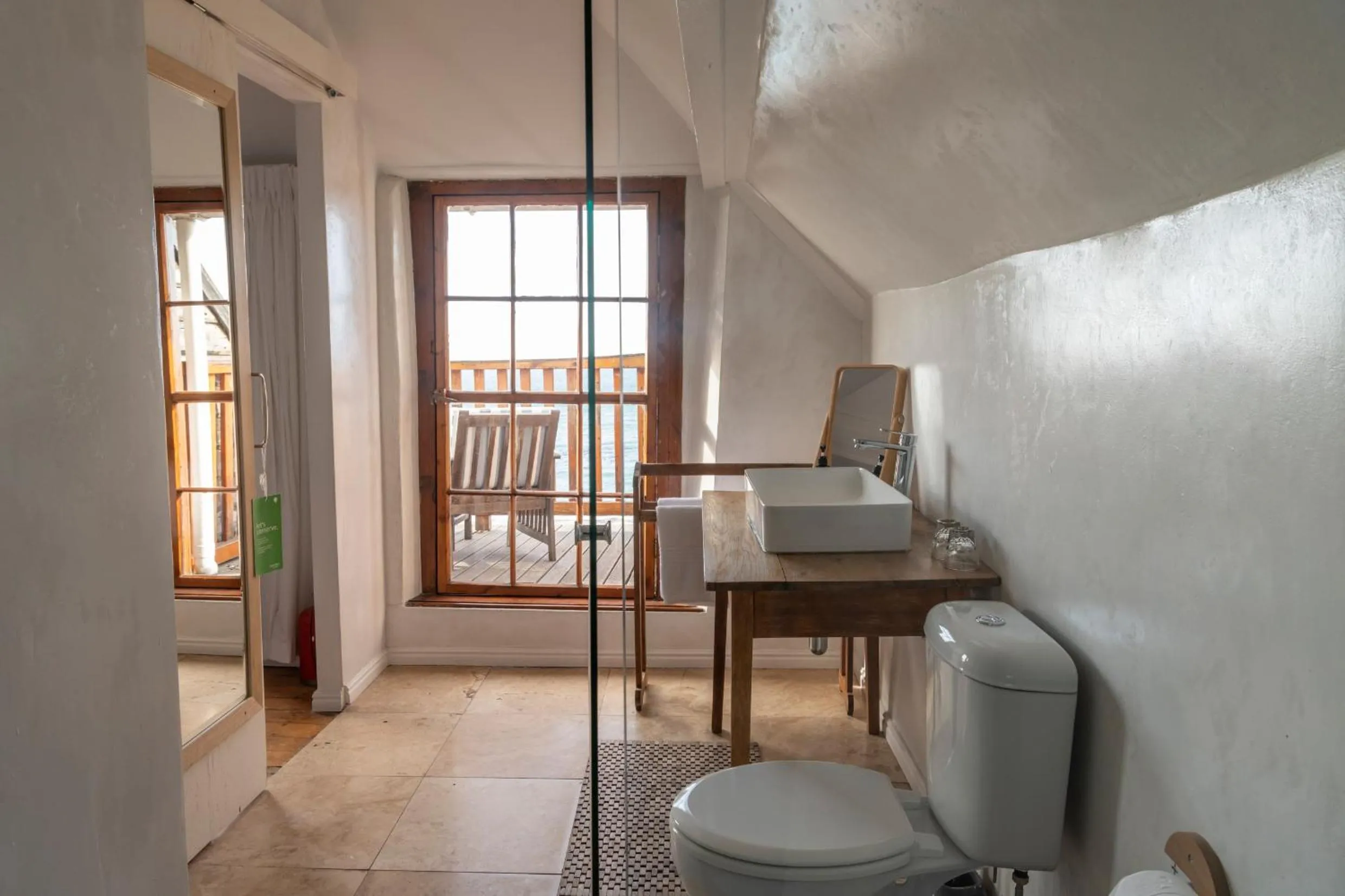Bathroom in Chartfield Guesthouse