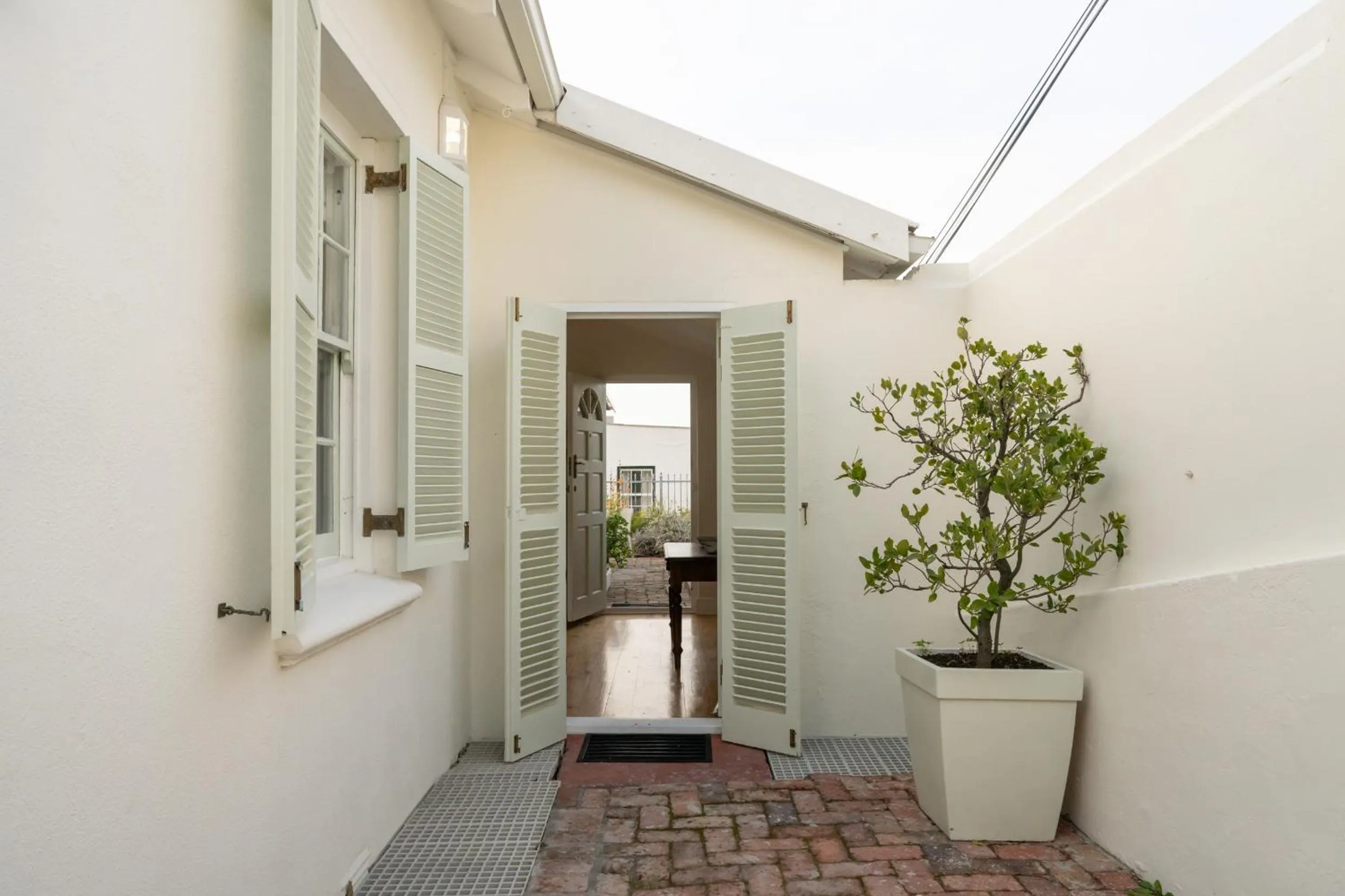 Property building in Chartfield Guesthouse