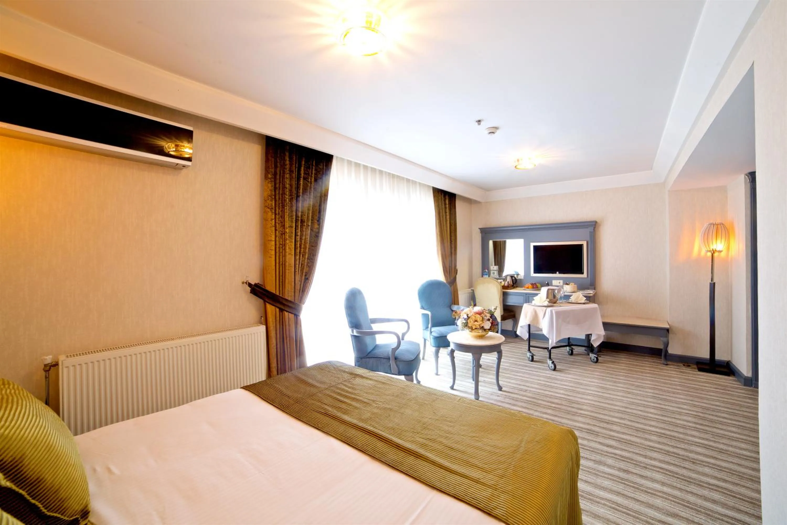 Bed in Mosaic Hotel Old City -Special Category