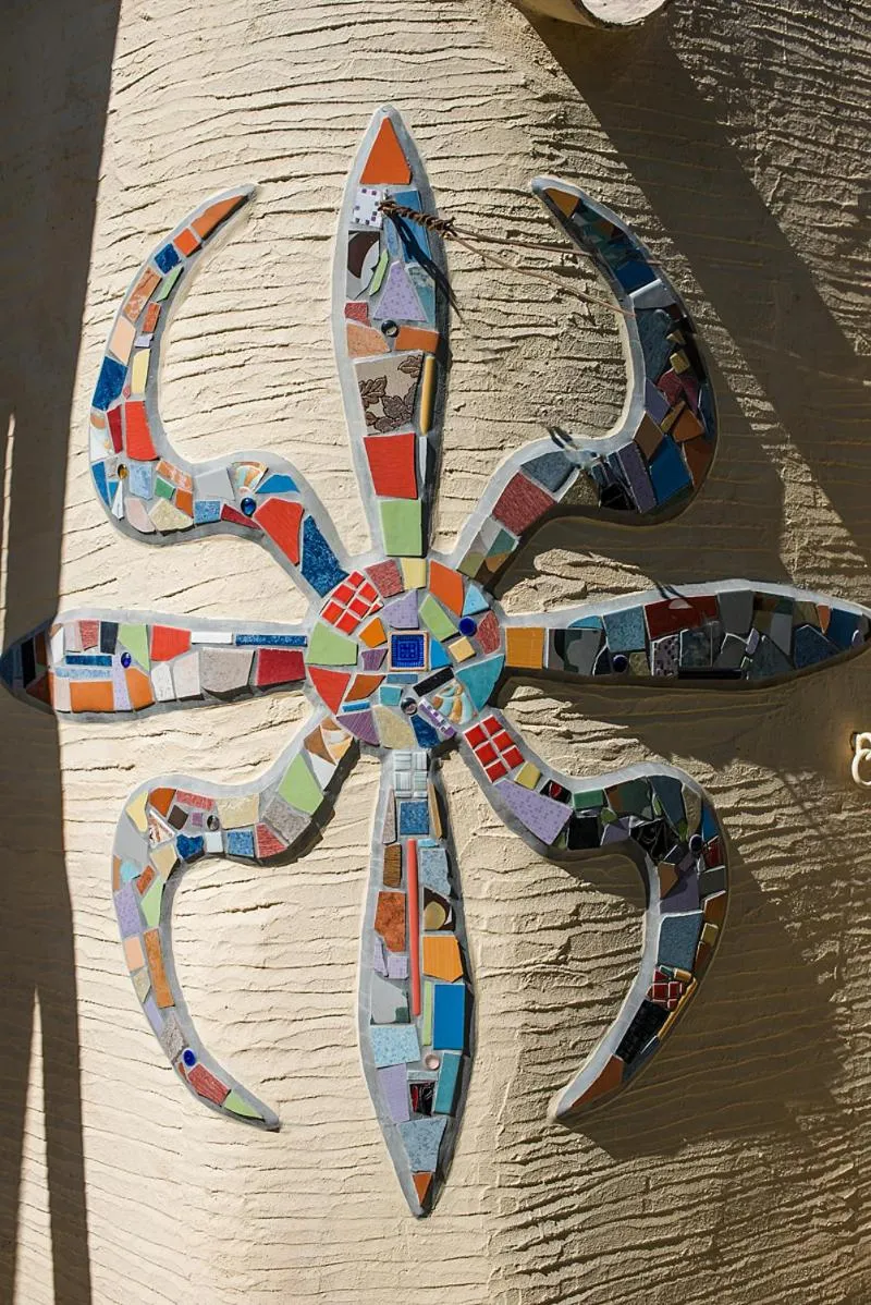 Decorative detail in Anthippi