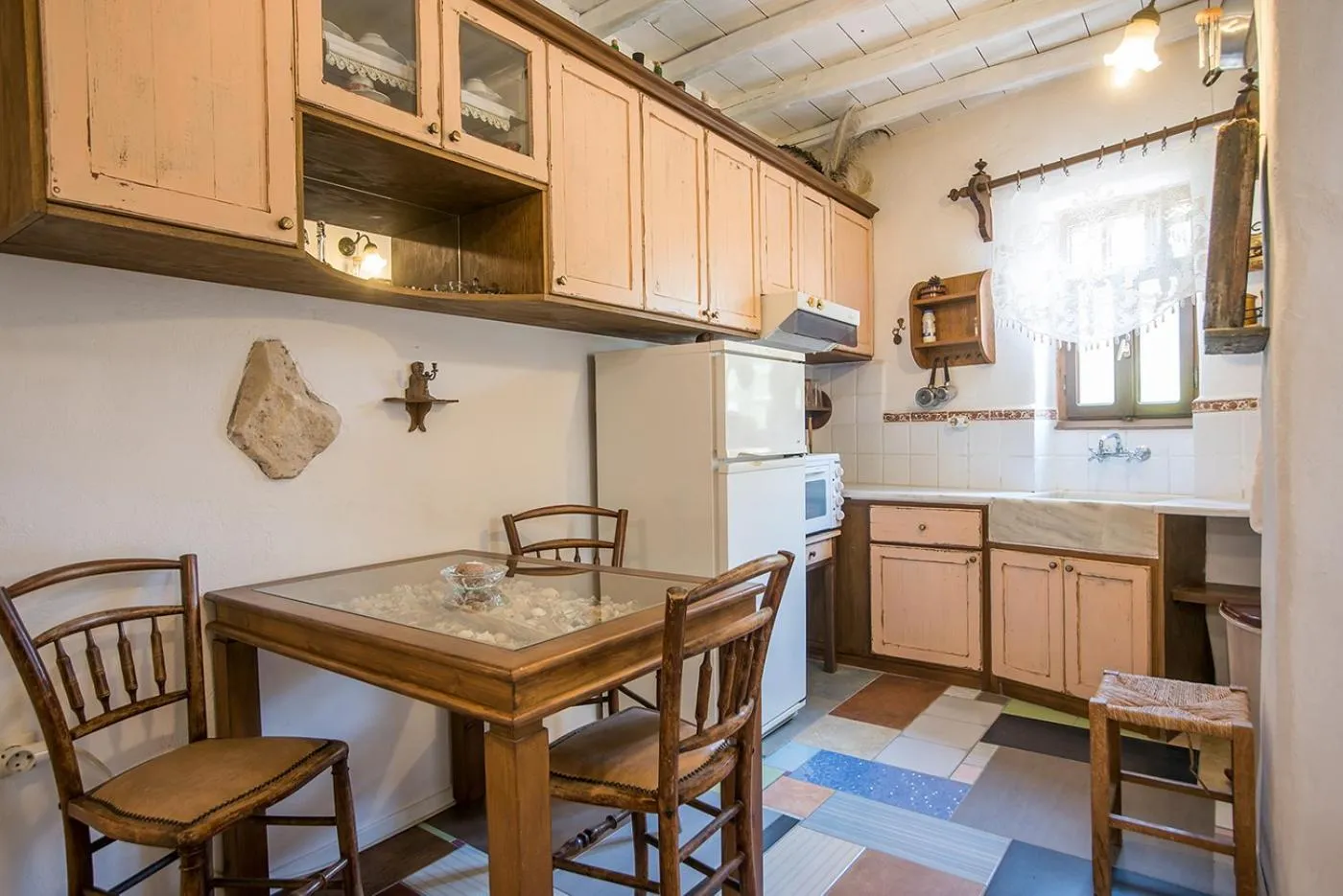 Kitchen or kitchenette in Anthippi