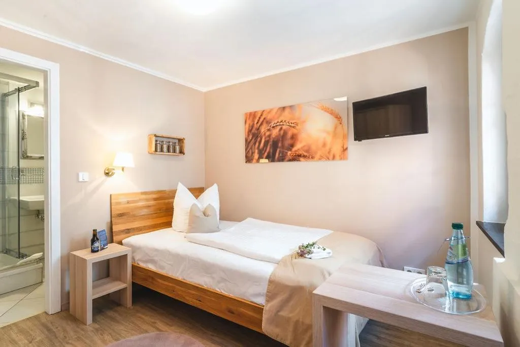 Staff, Bed in Pirnscher Hof - Hotel Garni