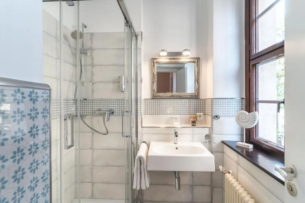 Bathroom in Pirnscher Hof - Hotel Garni