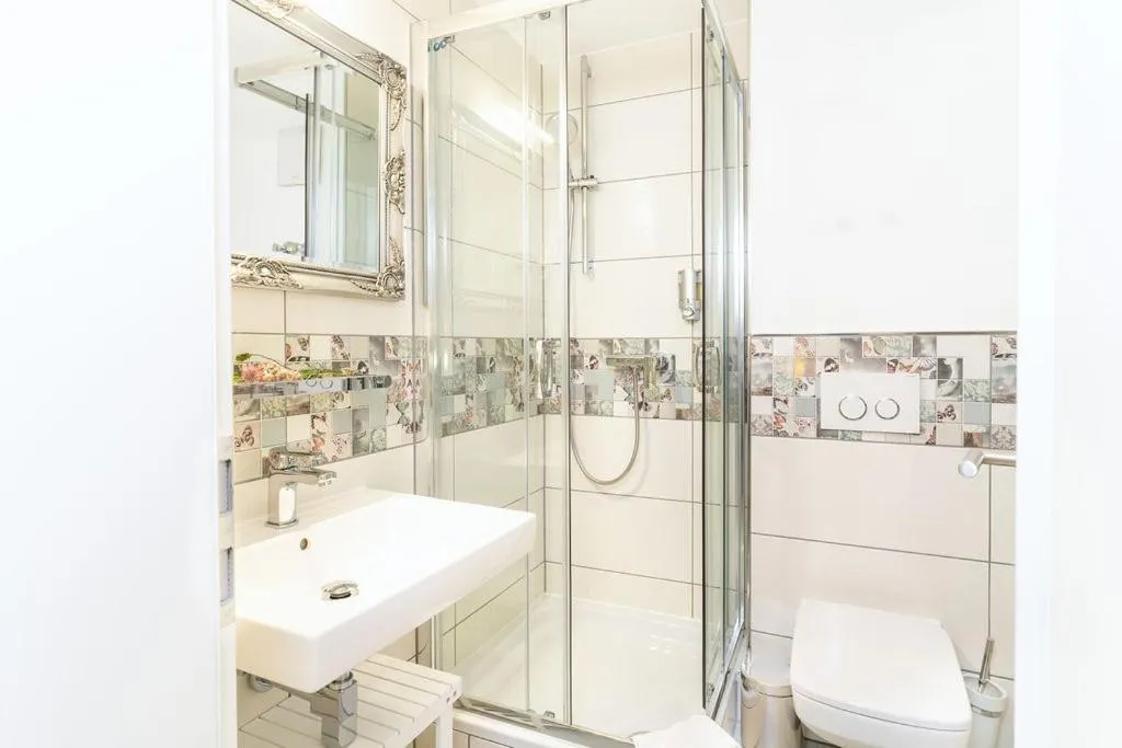 Bathroom in Pirnscher Hof - Hotel Garni