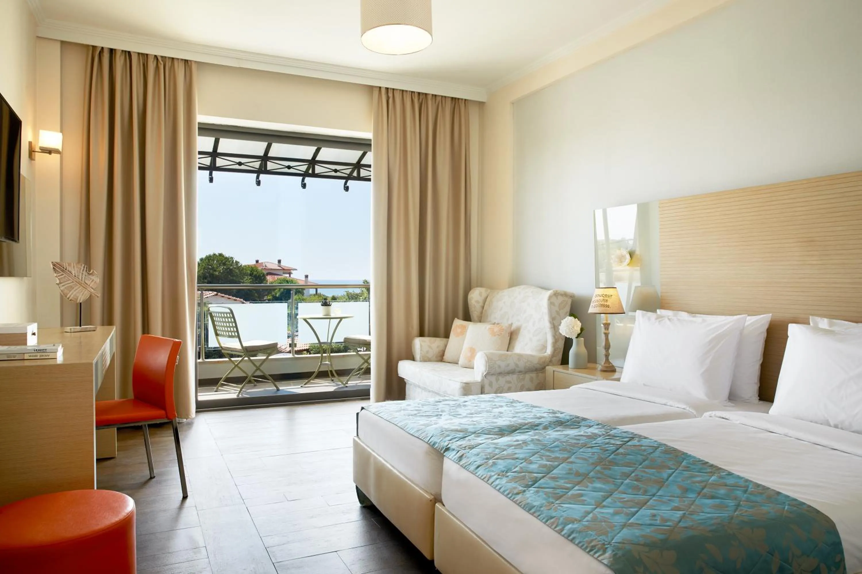 Bedroom, Bed in Istion Club & Spa