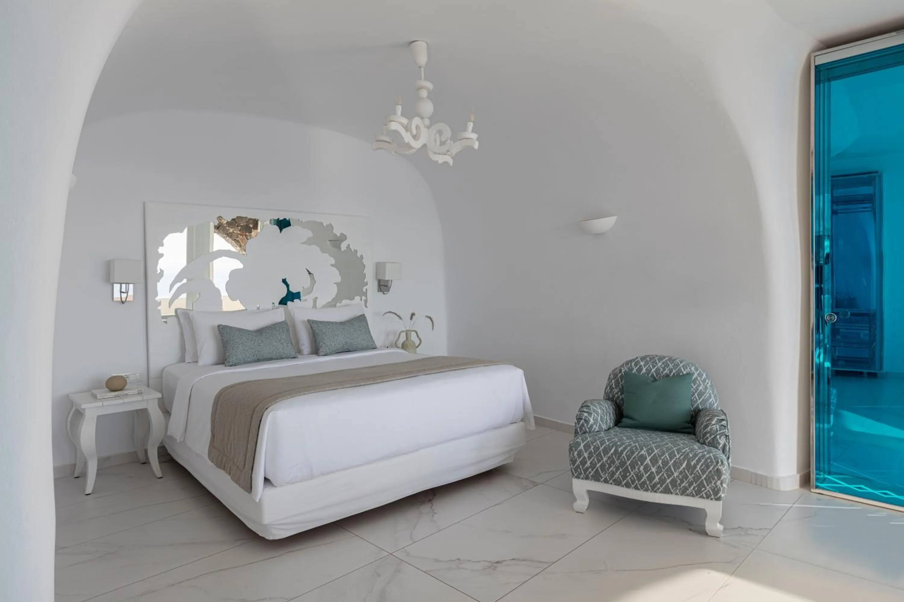 Bed in Canaves Oia Suites - Small Luxury Hotels of the World