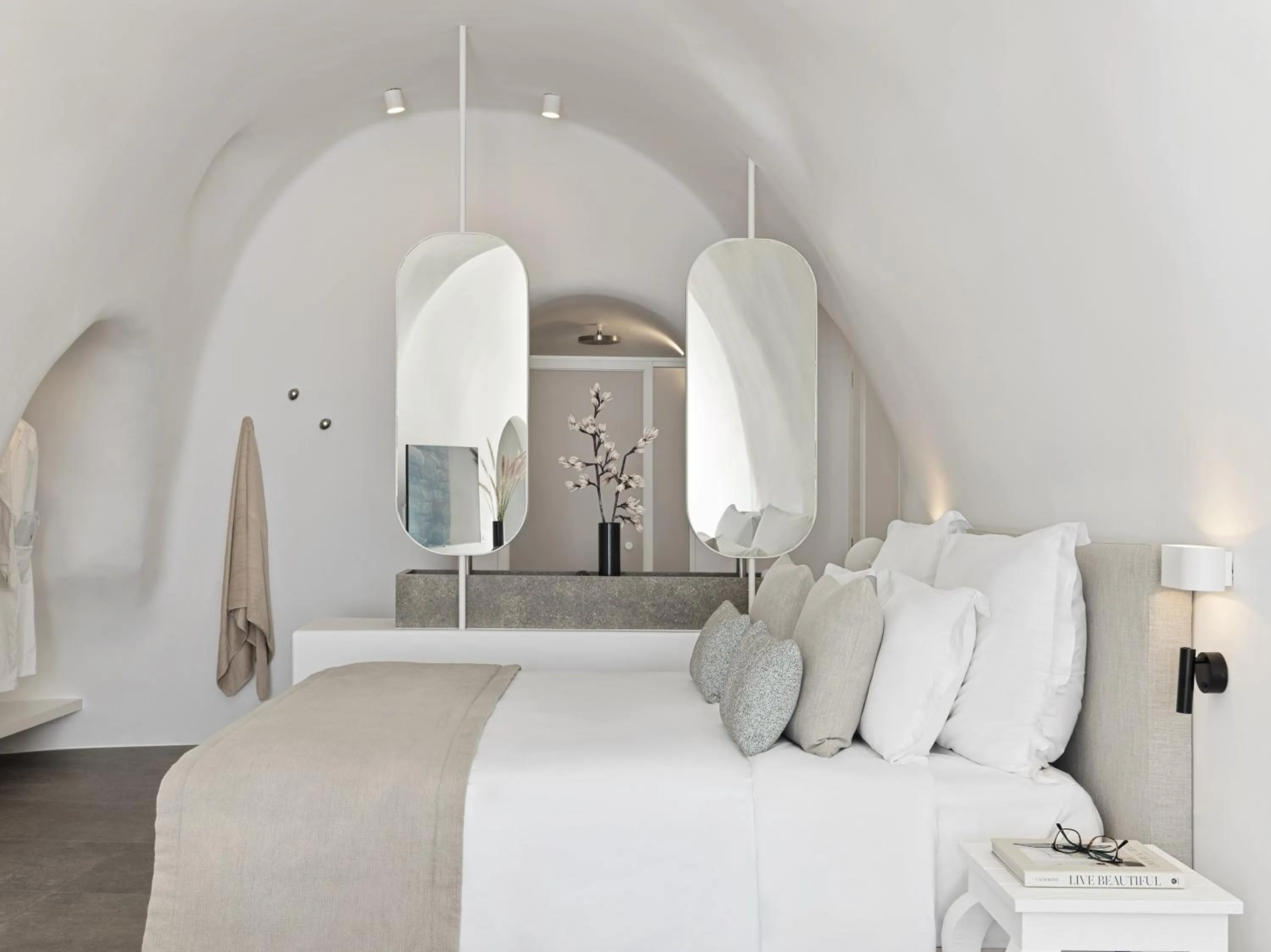 Bed in Canaves Oia Suites - Small Luxury Hotels of the World