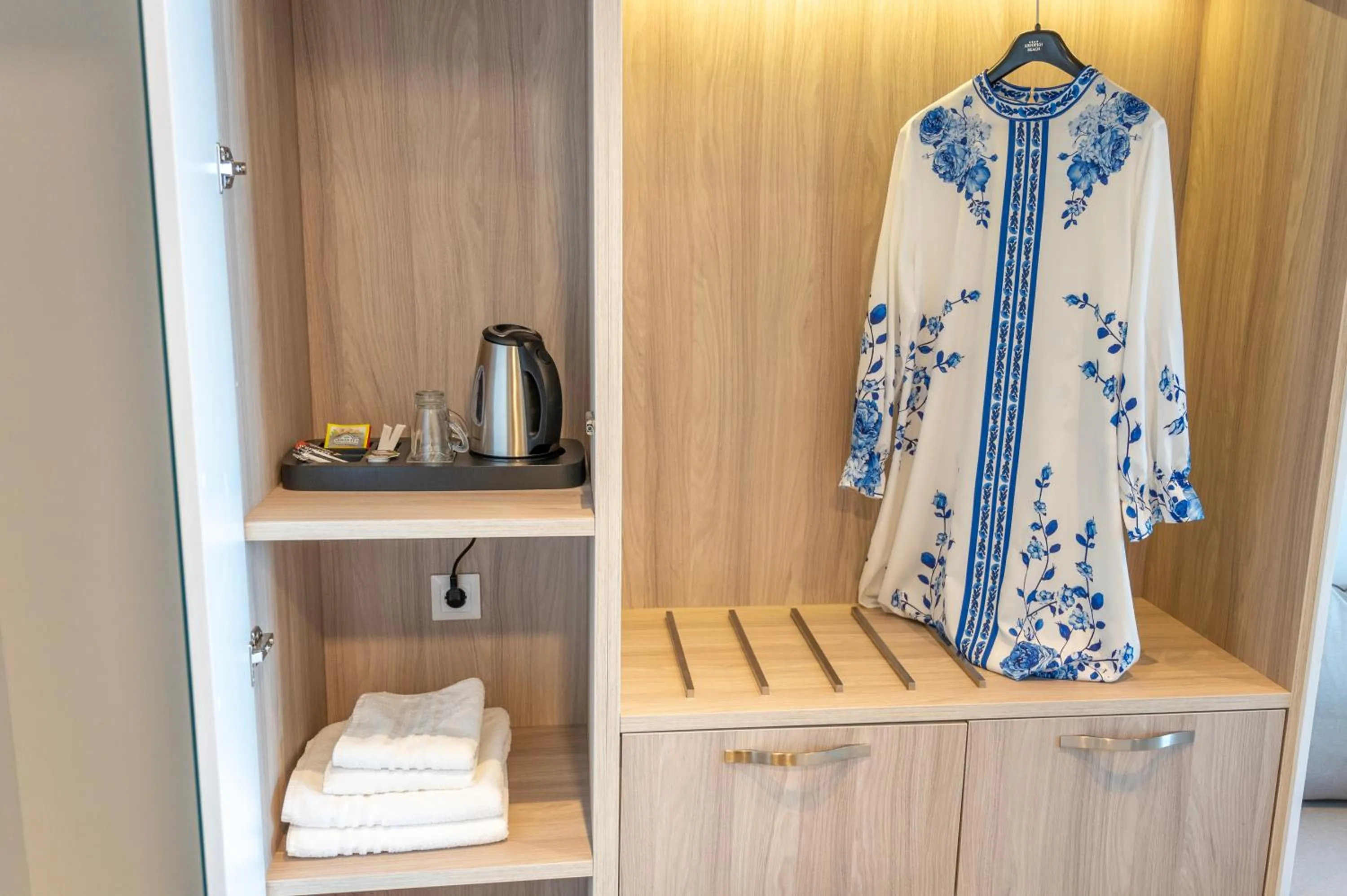 Coffee/tea facilities in Hotel Kriopigi