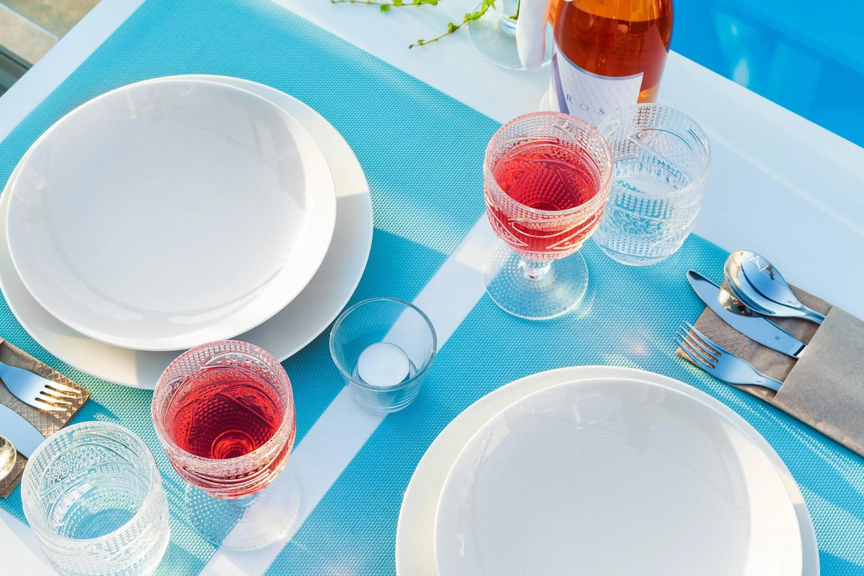 Dining area in Hotel Kriopigi