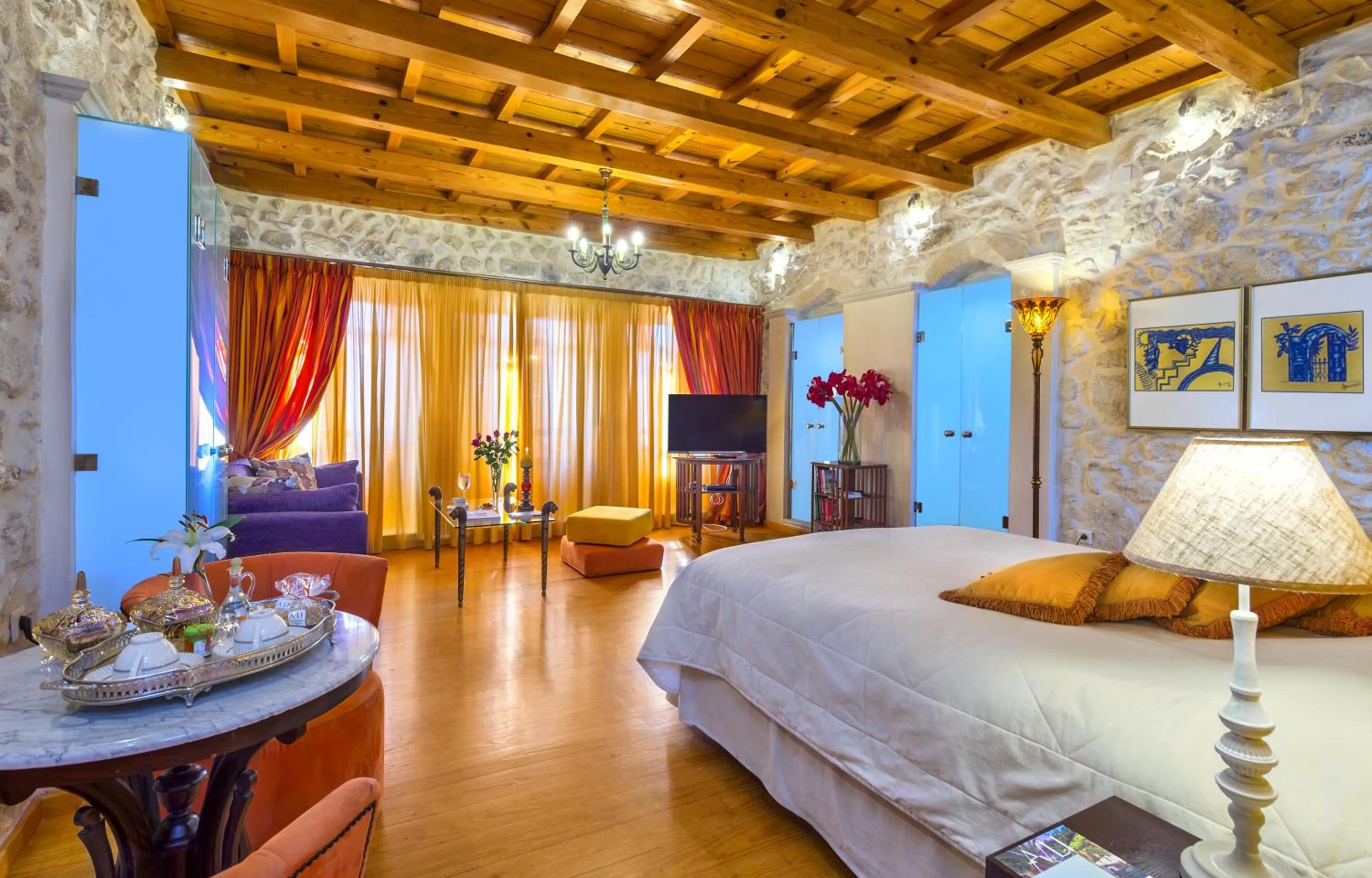 Photo of the whole room, Bed in Avli Lounge Apartments