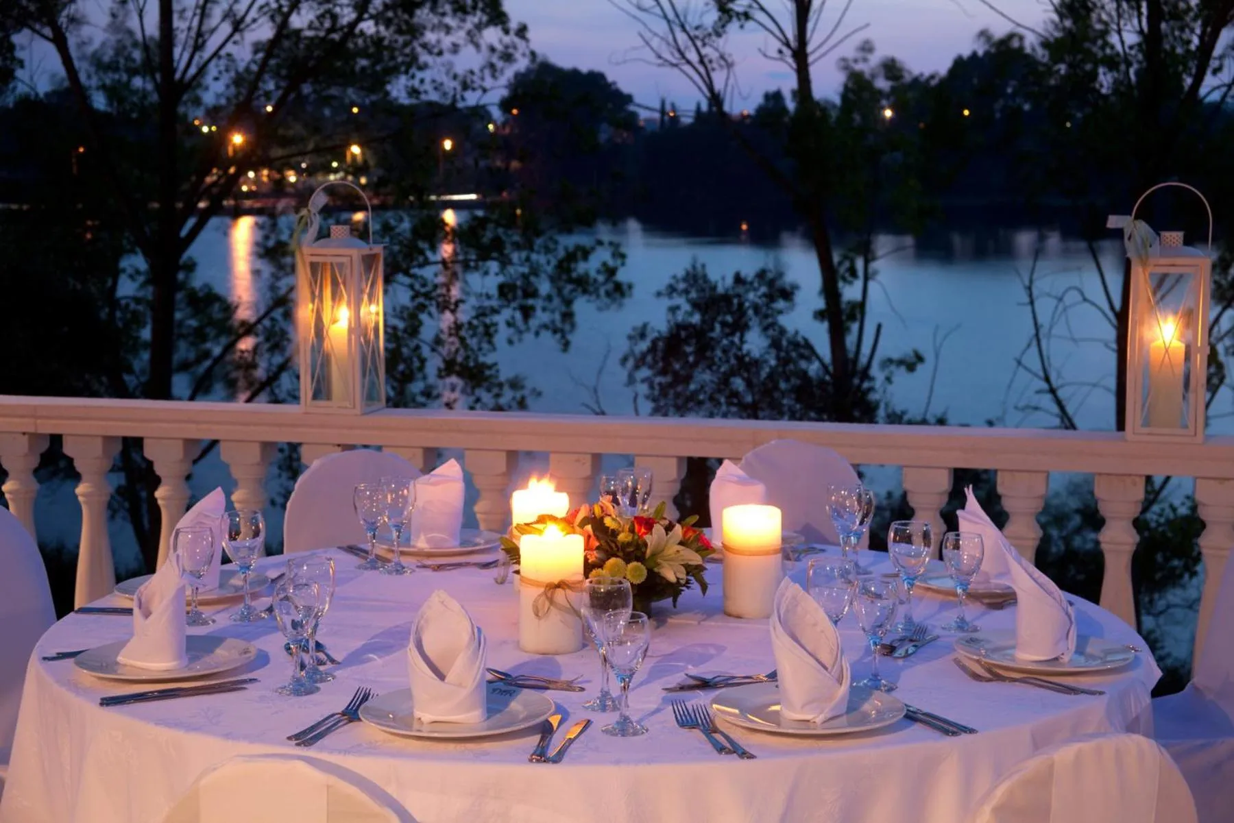 Restaurant/places to eat in Margarona Royal Hotel