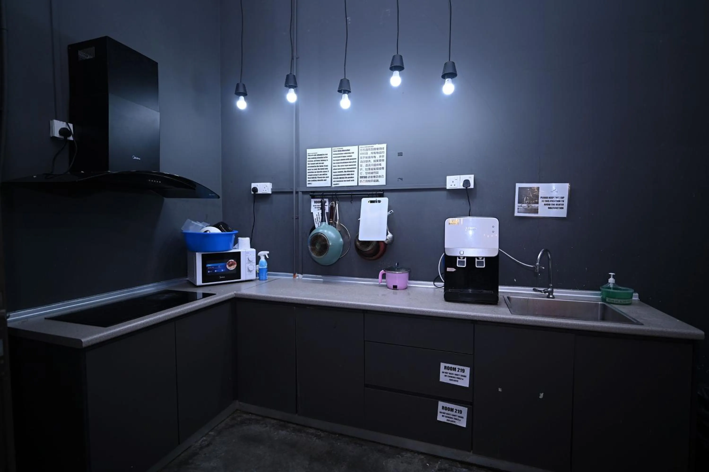 Swing & Pillows - KL Cheras Maluri