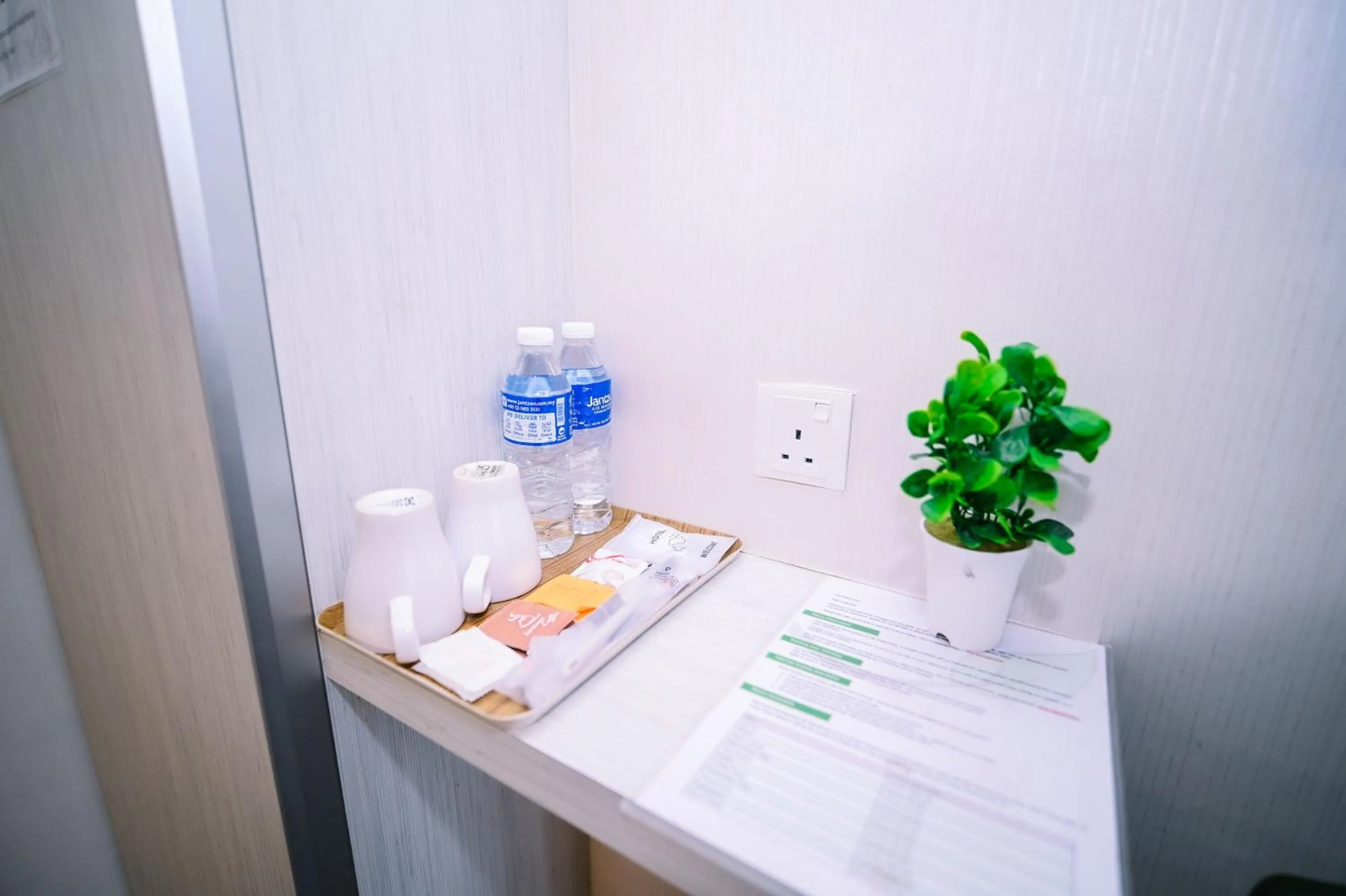 Swing & Pillows - KL Cheras Maluri