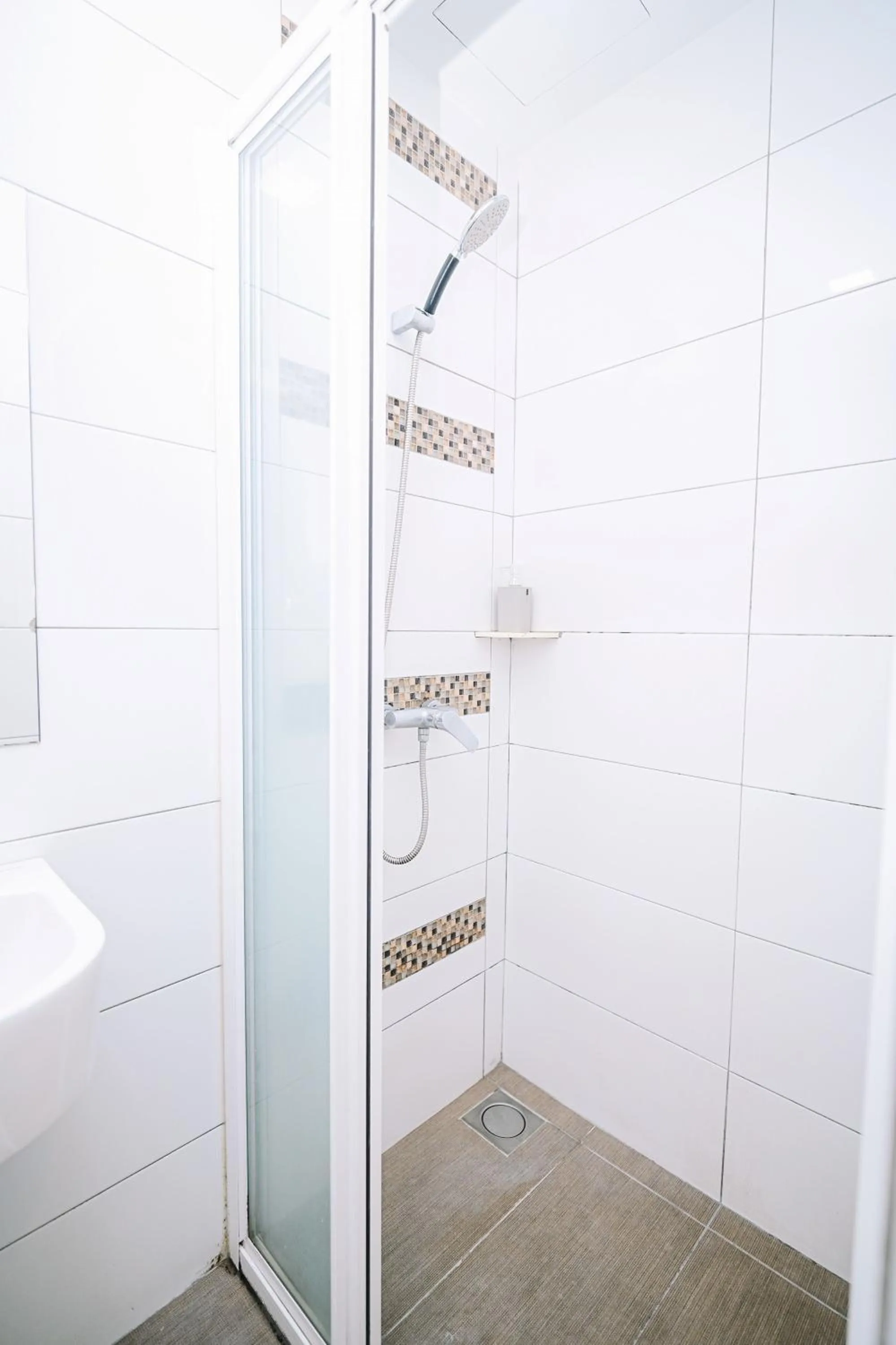 Swing & Pillows - KL Cheras Maluri