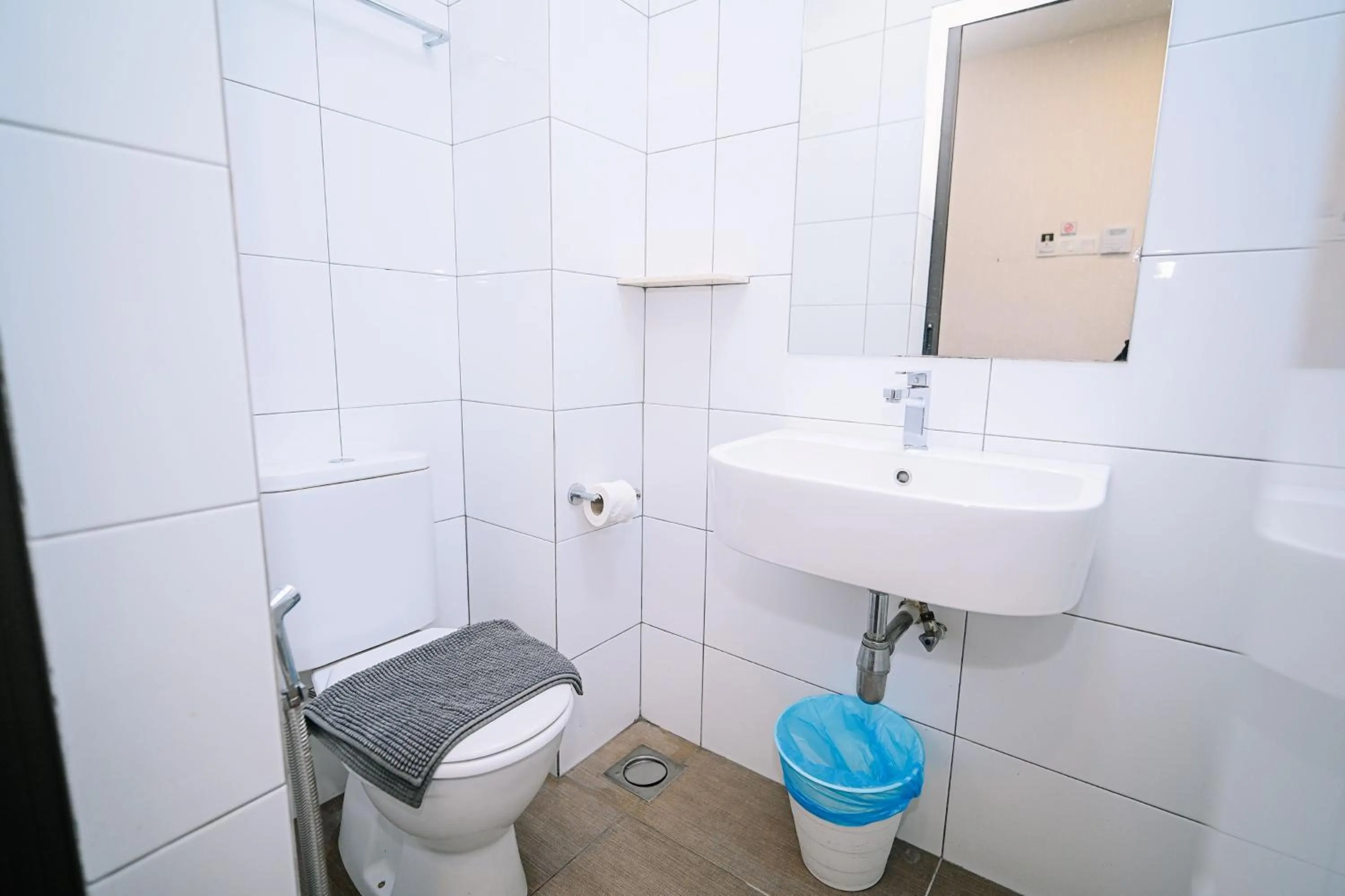 Swing & Pillows - KL Cheras Maluri