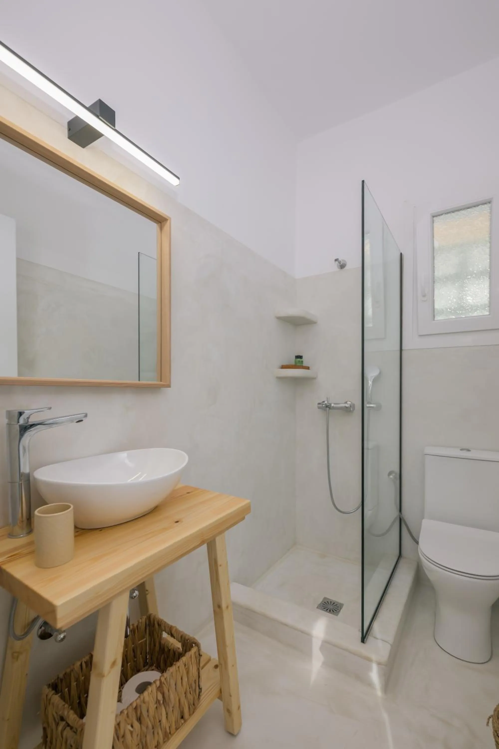 Shower in Scala Apartments