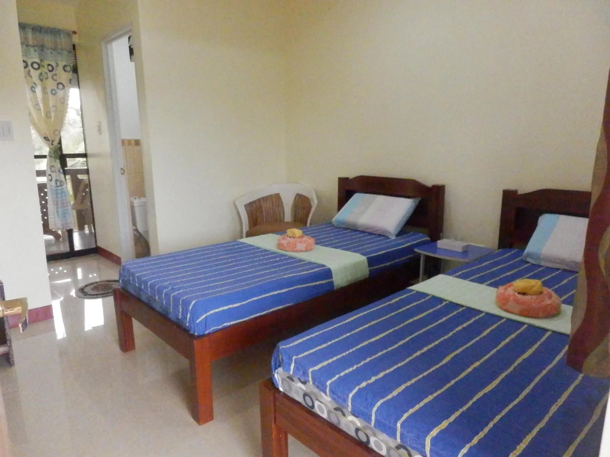 Photo of the whole room in SUNSHINE PARADISE Inn