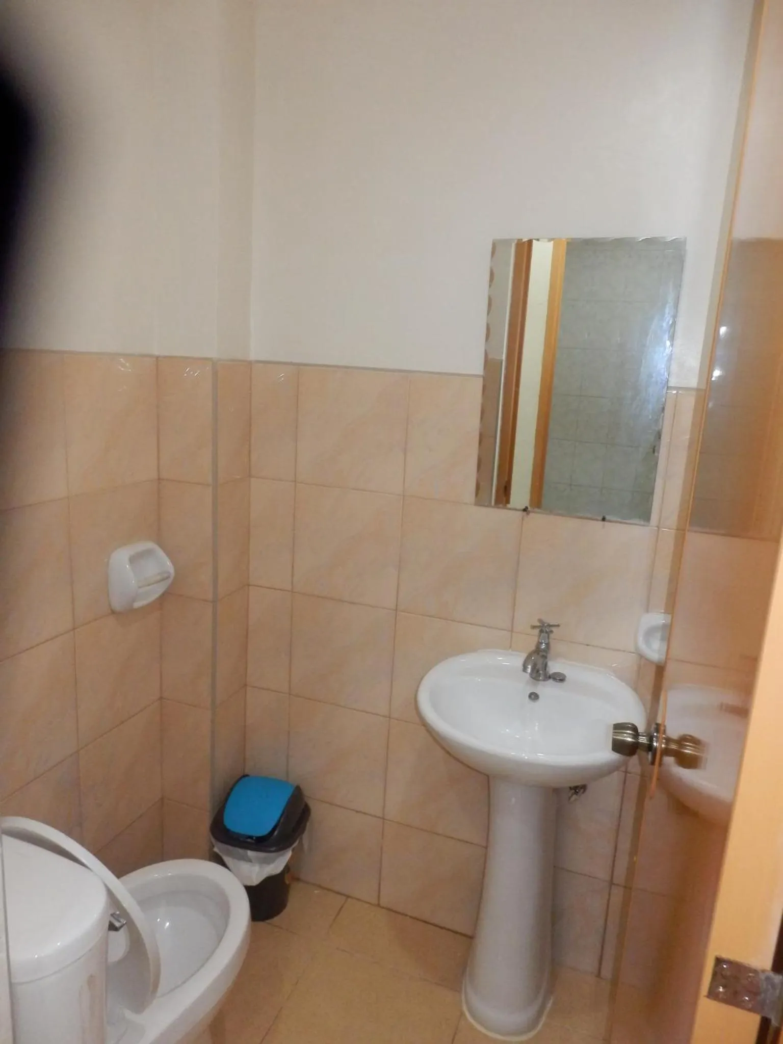 Toilet in SUNSHINE PARADISE Inn