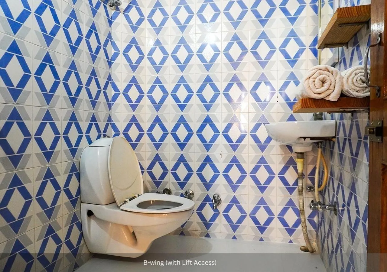 Toilet in Moustache Udaipur