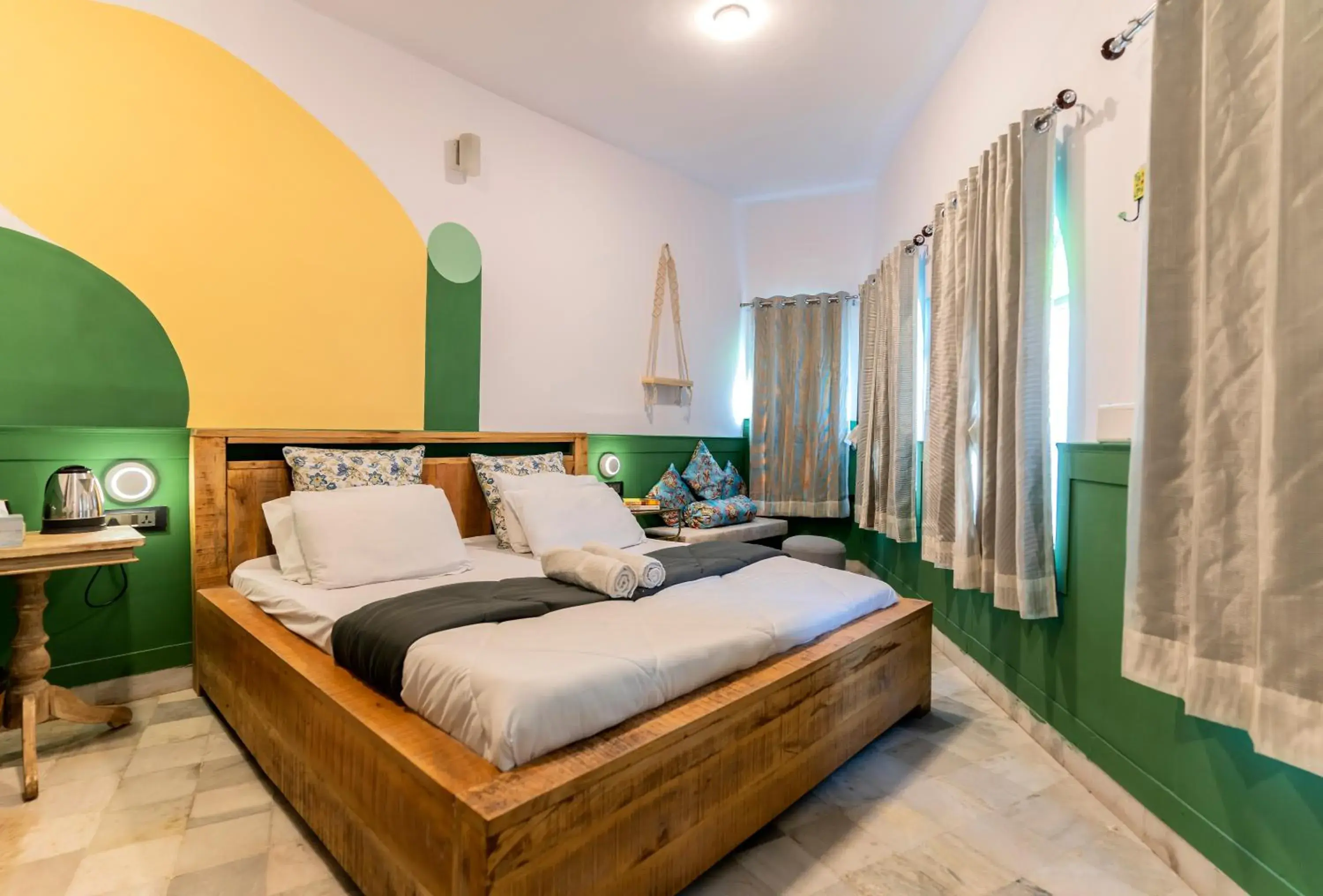 Deluxe Double Room with AC in Moustache Udaipur Deluxe Double Room with AC in Moustache Udaipur