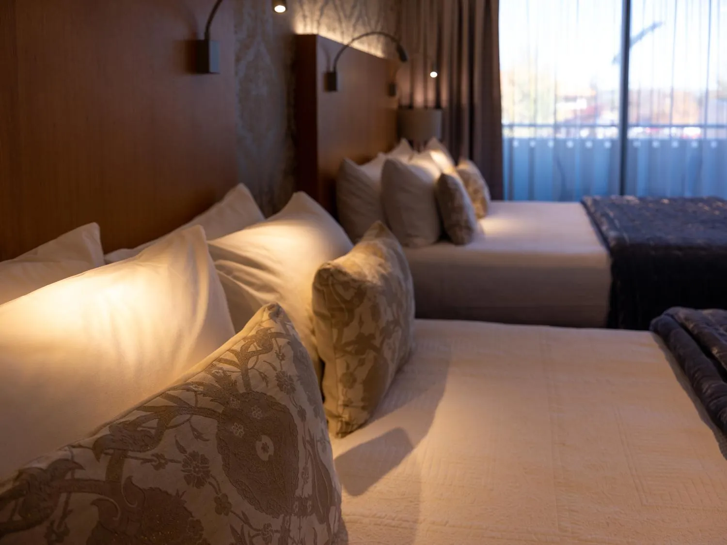 Bedroom, Bed in Porters Boutique Hotel