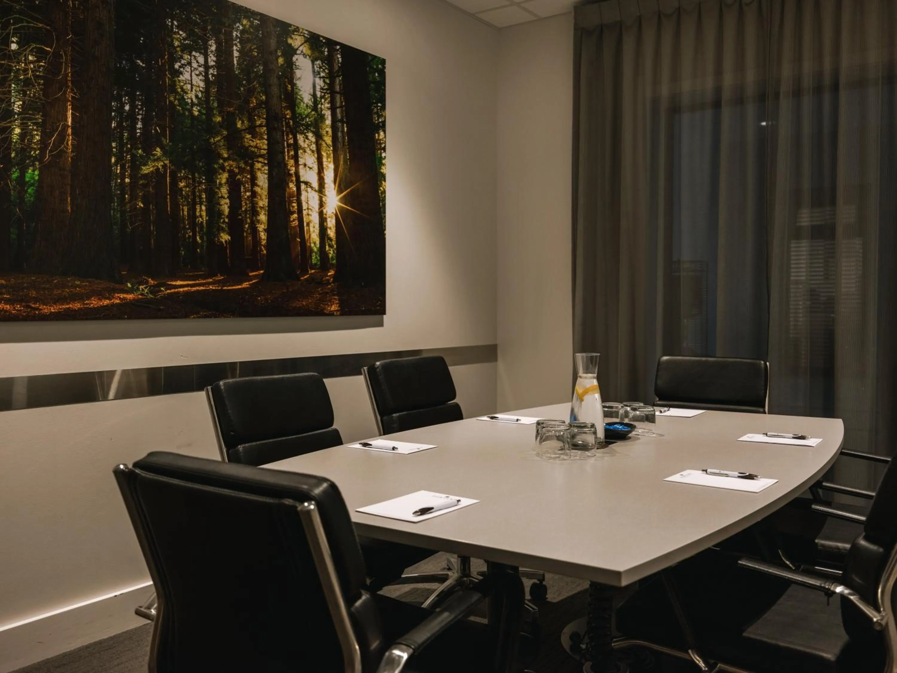 Meeting/conference room in Porters Boutique Hotel