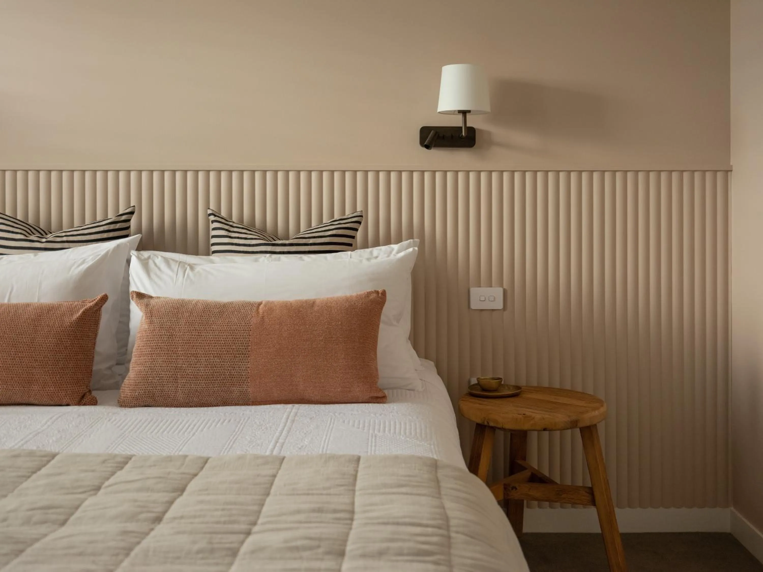 Bedroom, Bed in Porters Boutique Hotel