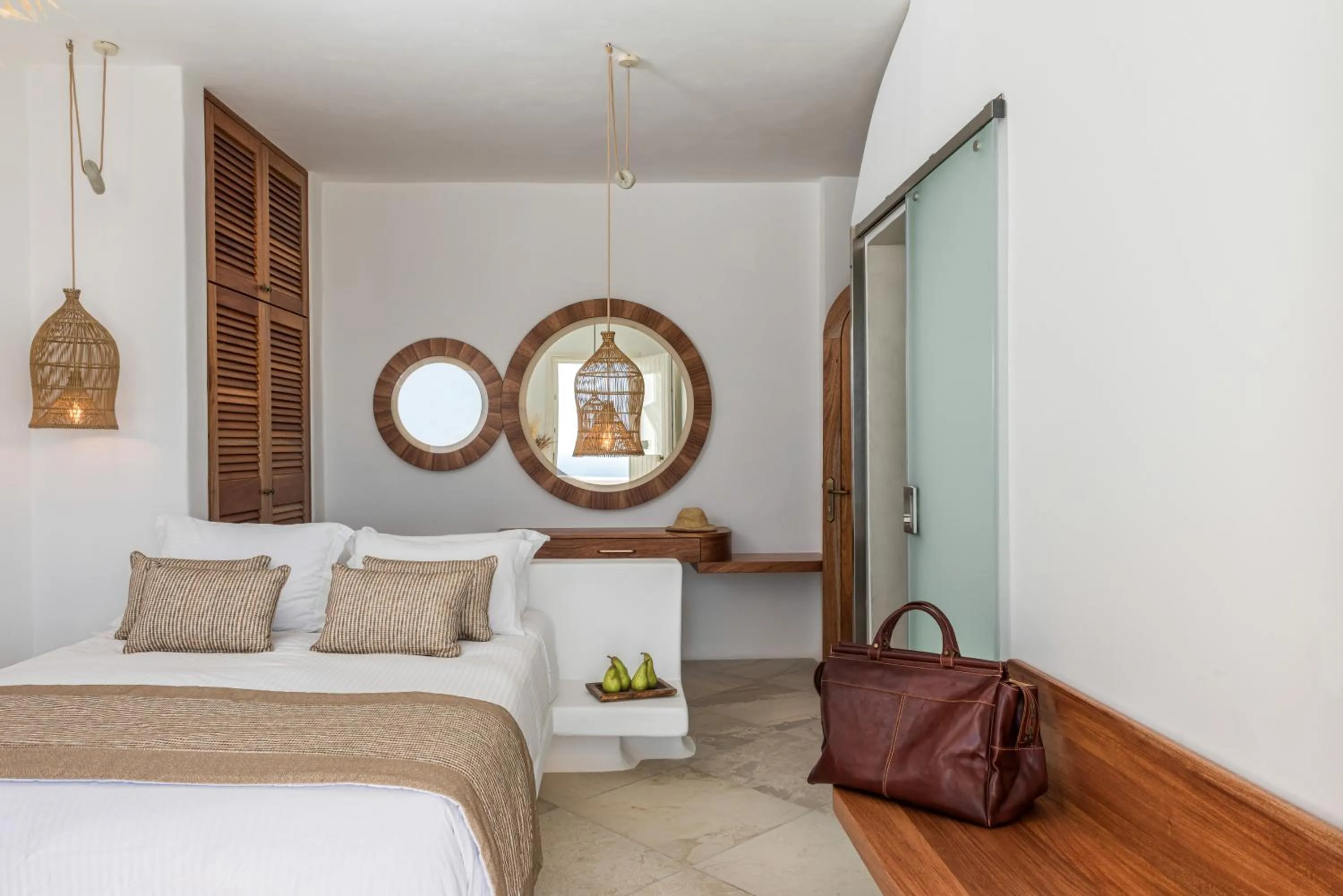 Bedroom, Bed in White Santorini