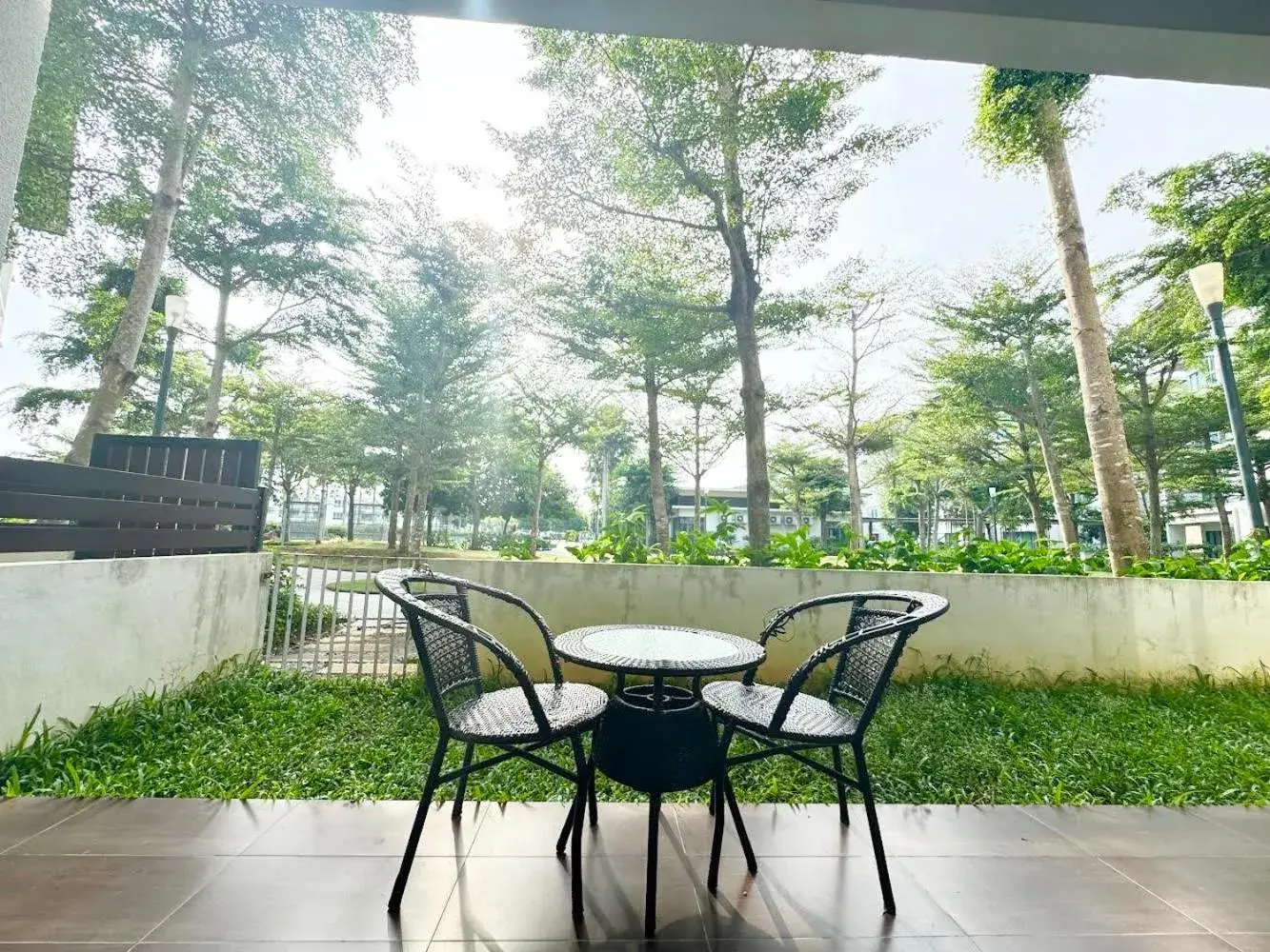 Three-Bedroom Apartment with Balcony in Sunset Seaview Vacation Condos @ IMAGO Shopping Mall Three-Bedroom Apartment with Balcony in Sunset Seaview Vacation Condos @ IMAGO Shopping Mall