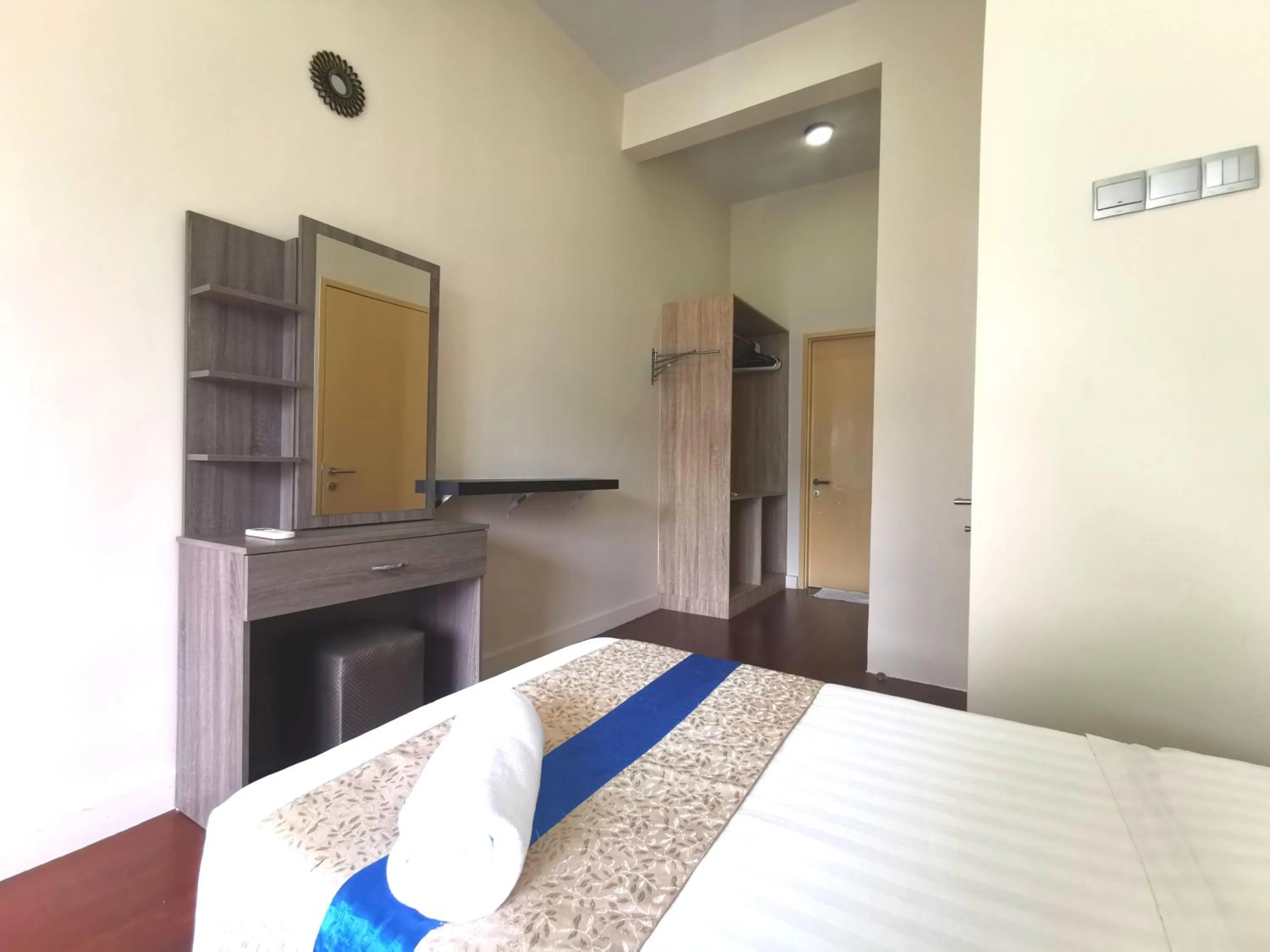 Bed in Sunset Seaview Vacation Condos @ IMAGO Shopping Mall