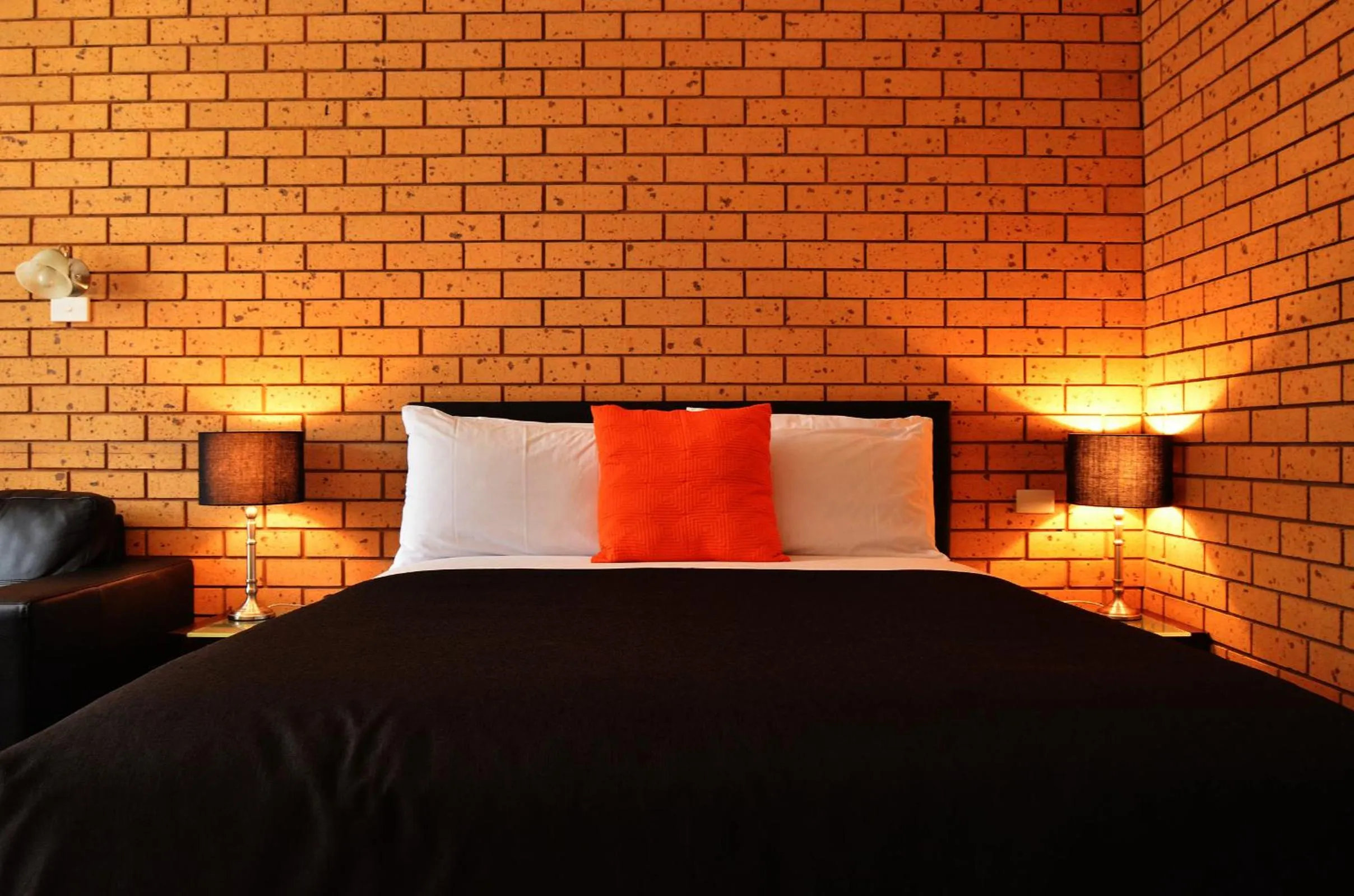 Bedroom, Bed in Avondel Motor Inn