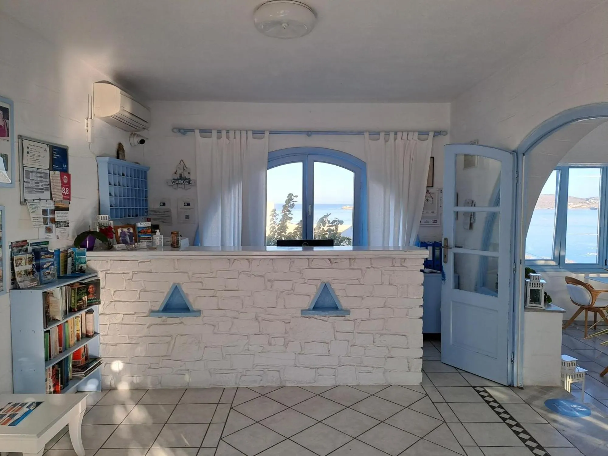 Library in Stratos Apartments & Studios