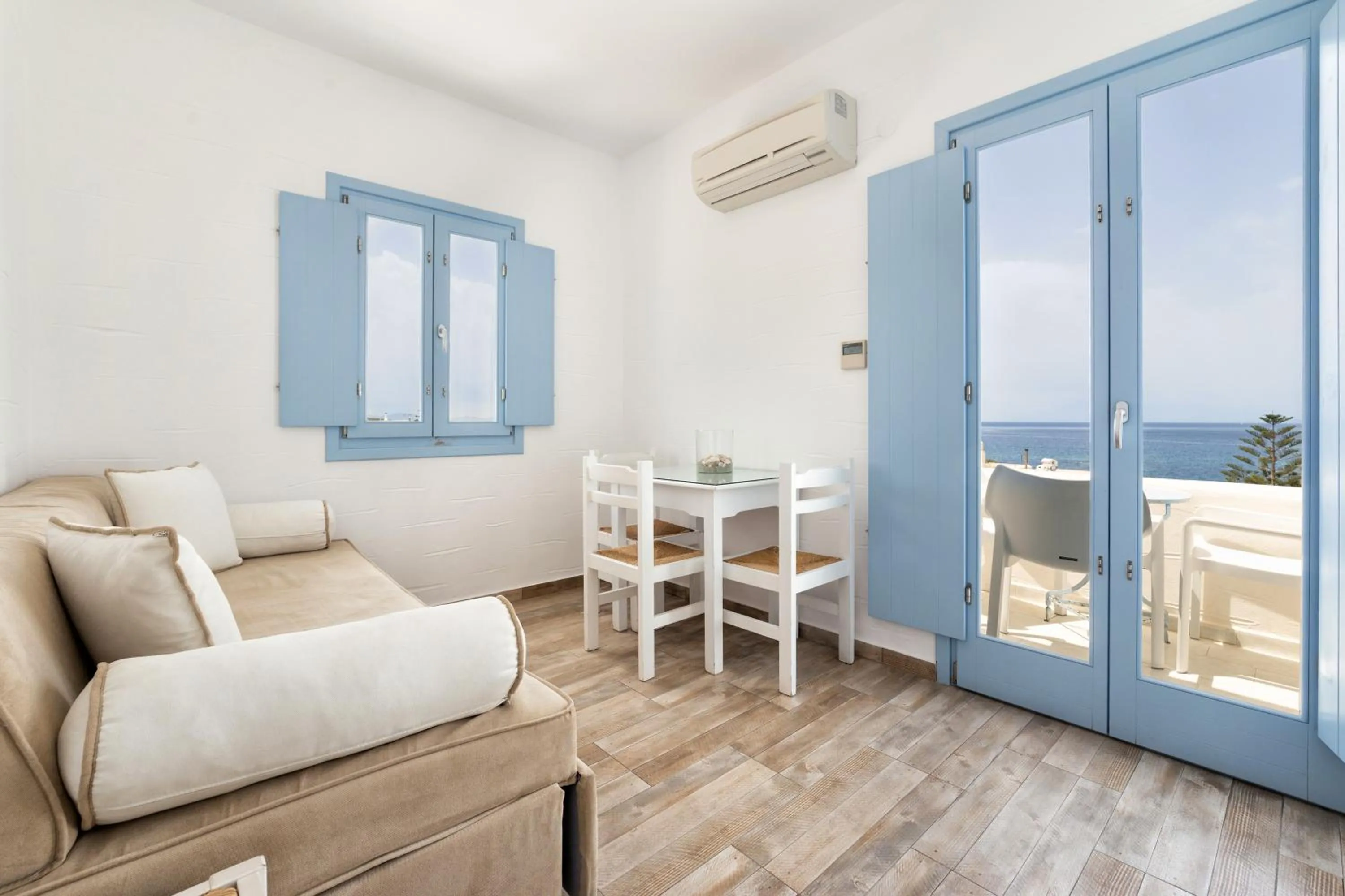 Balcony/Terrace in Stratos Apartments & Studios