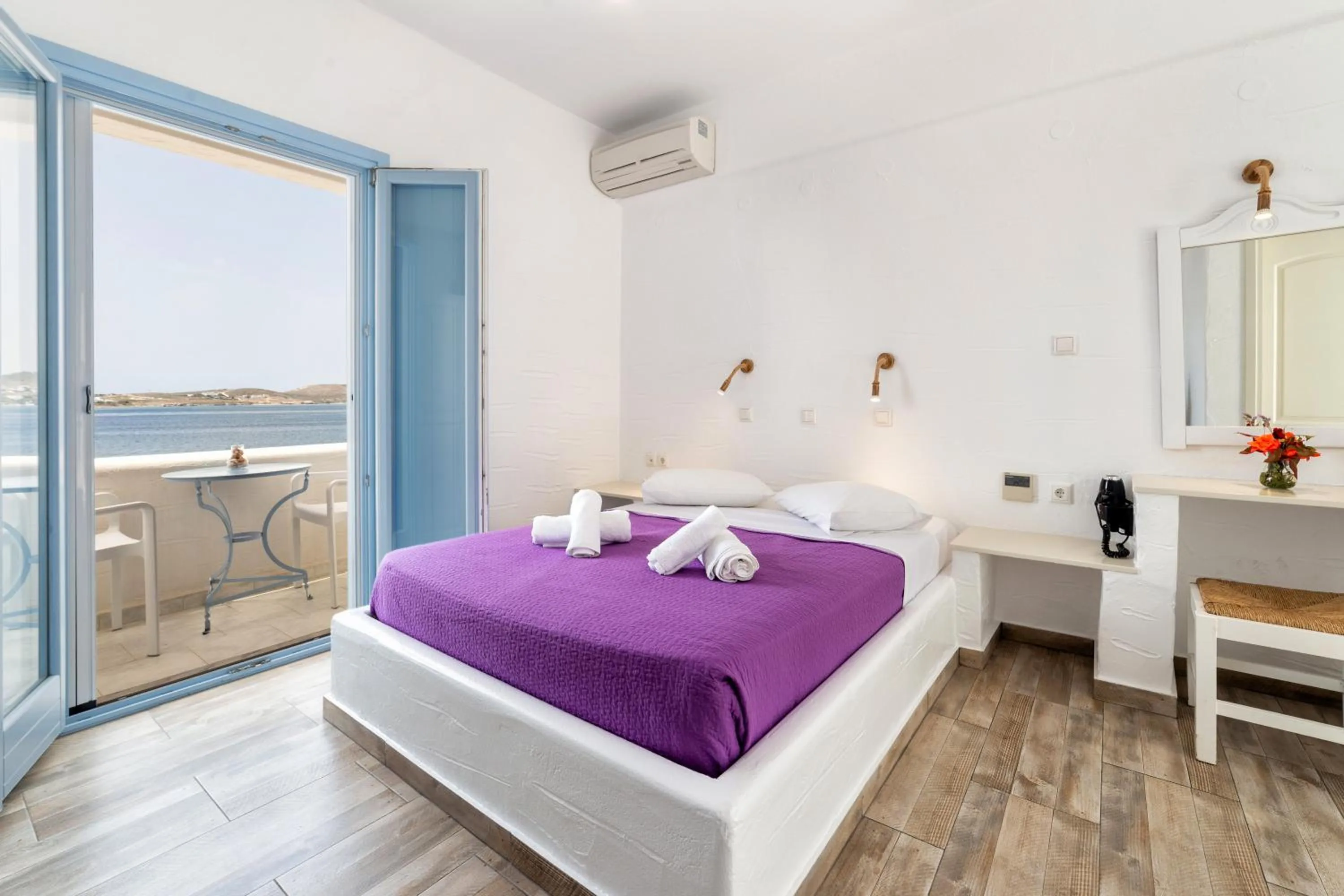 Bed in Stratos Apartments & Studios