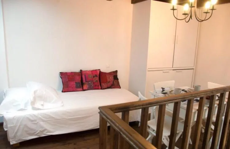 Bed in Domus Studios