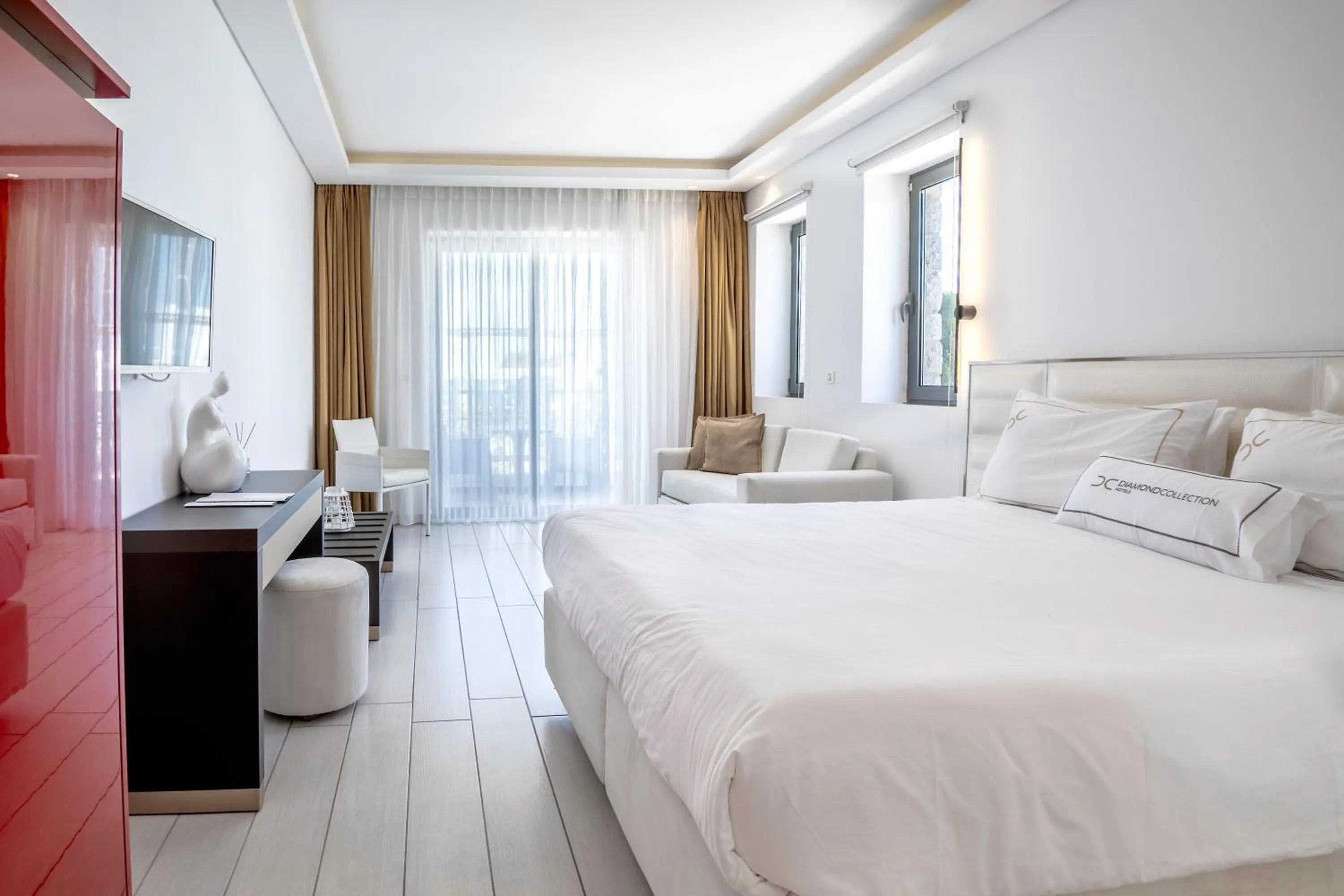 Bedroom, Bed in Diamond Deluxe Hotel - Adults Only