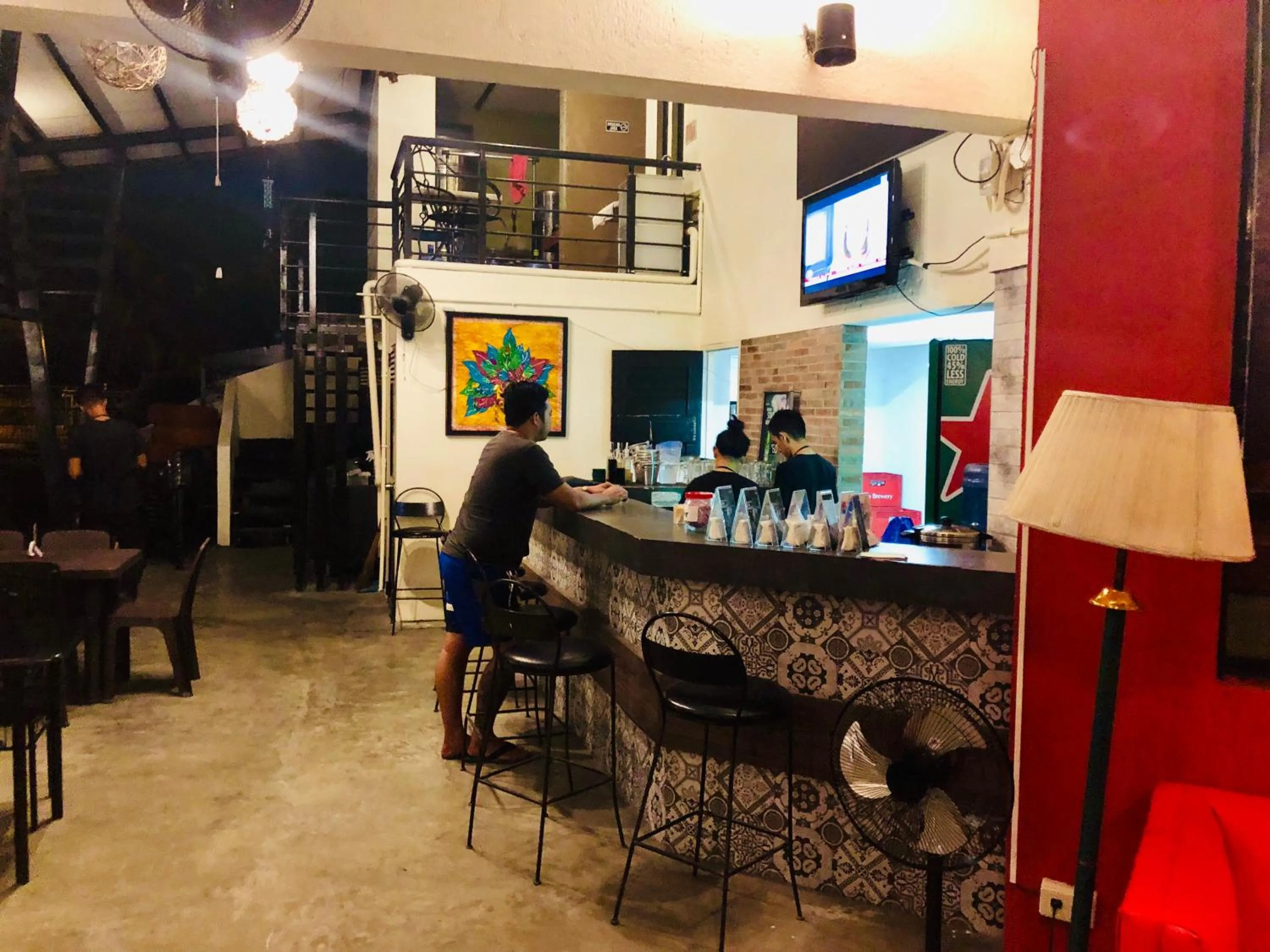Restaurant/places to eat in Hometown Hotel - Lacson Bacolod
