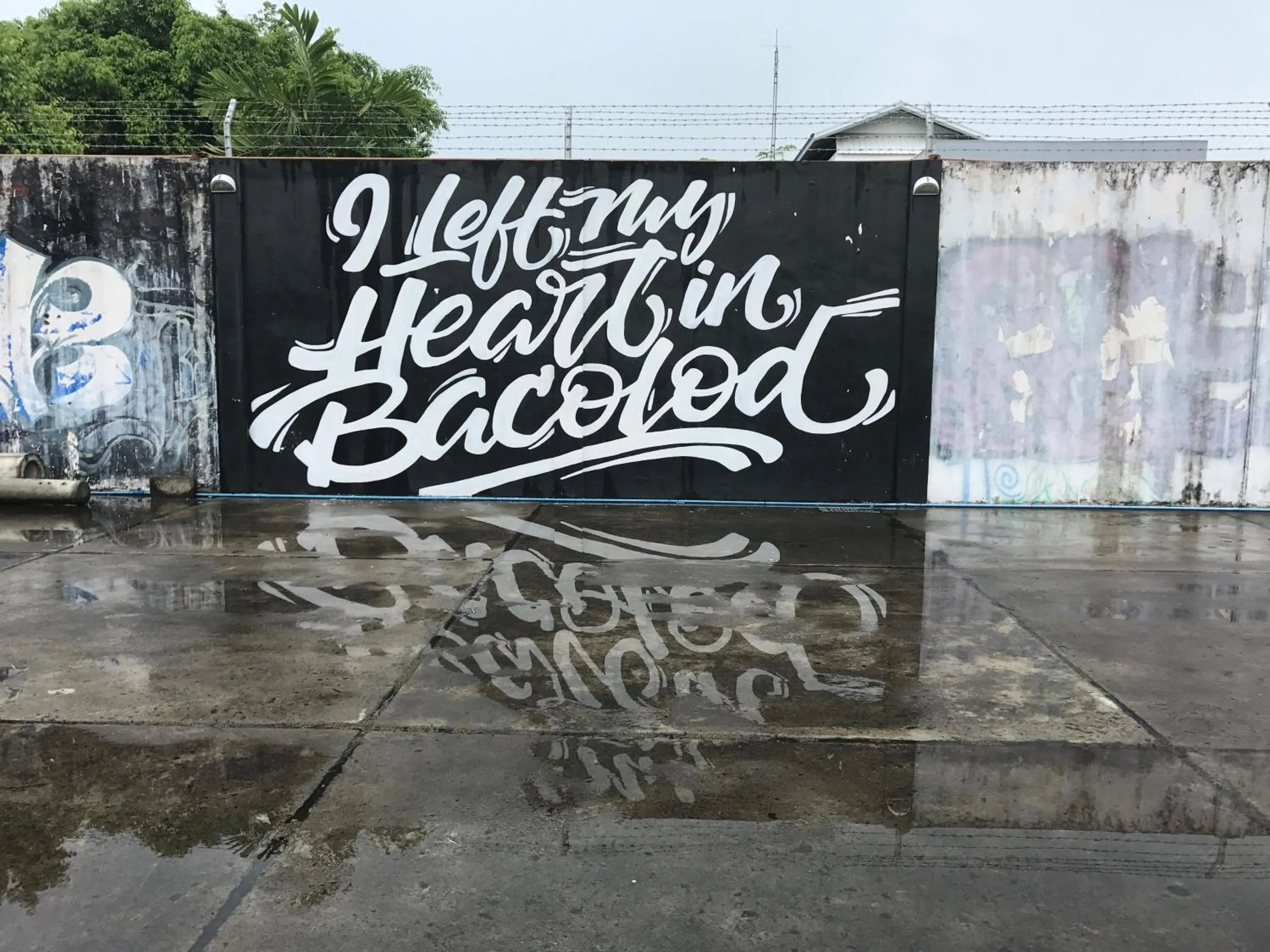 Area and facilities in Hometown Hotel - Lacson Bacolod