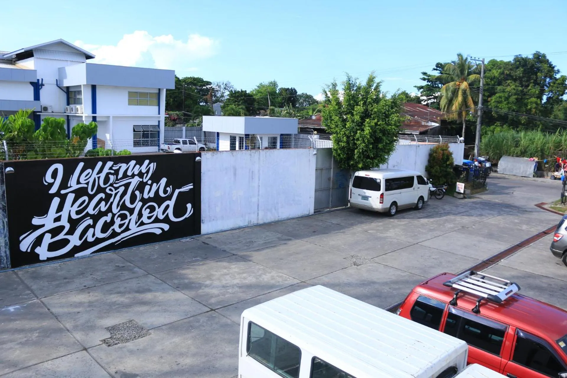 Area and facilities in Hometown Hotel - Lacson Bacolod