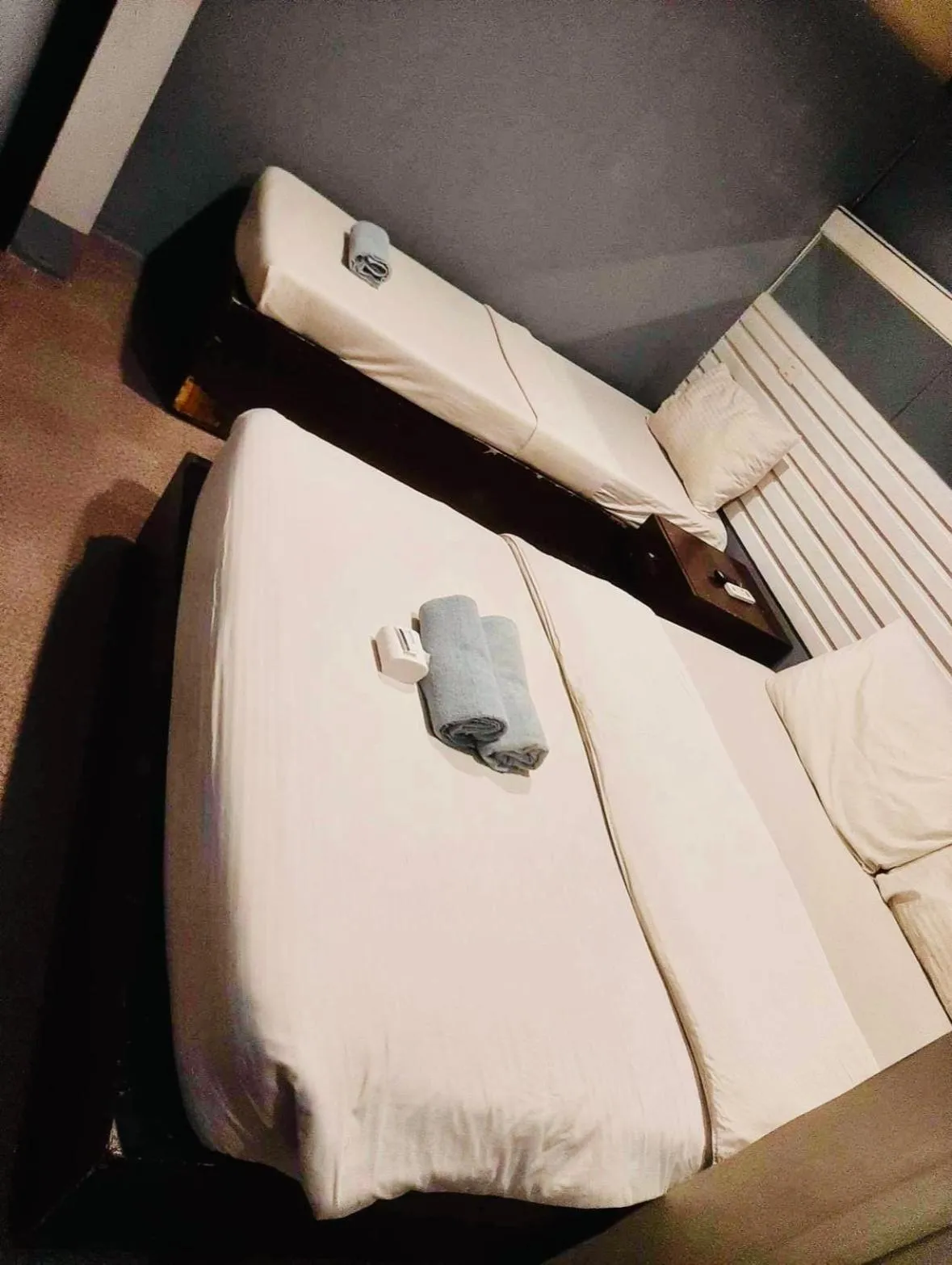 Bedroom, Bed in Hometown Hotel - Lacson Bacolod