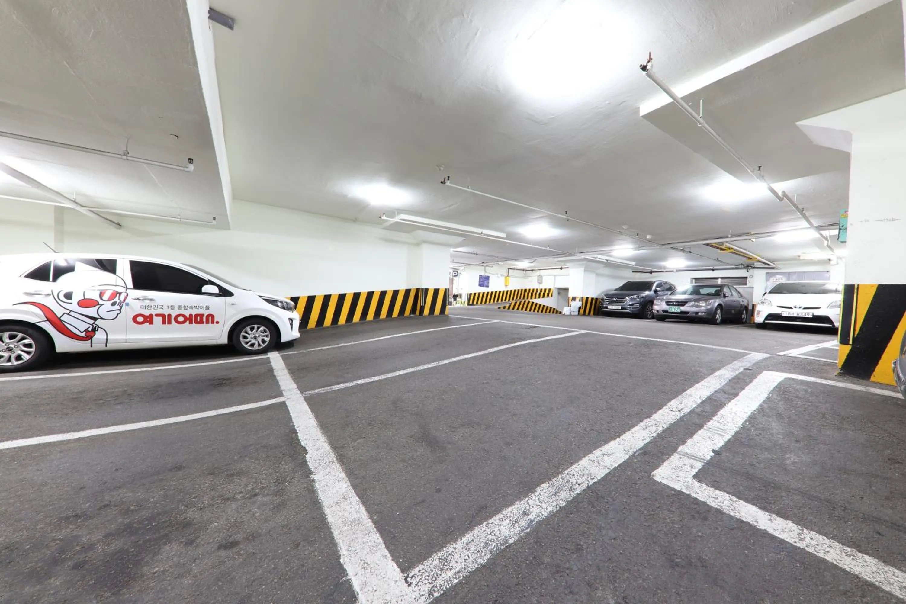 Utopia Tourist Hotel